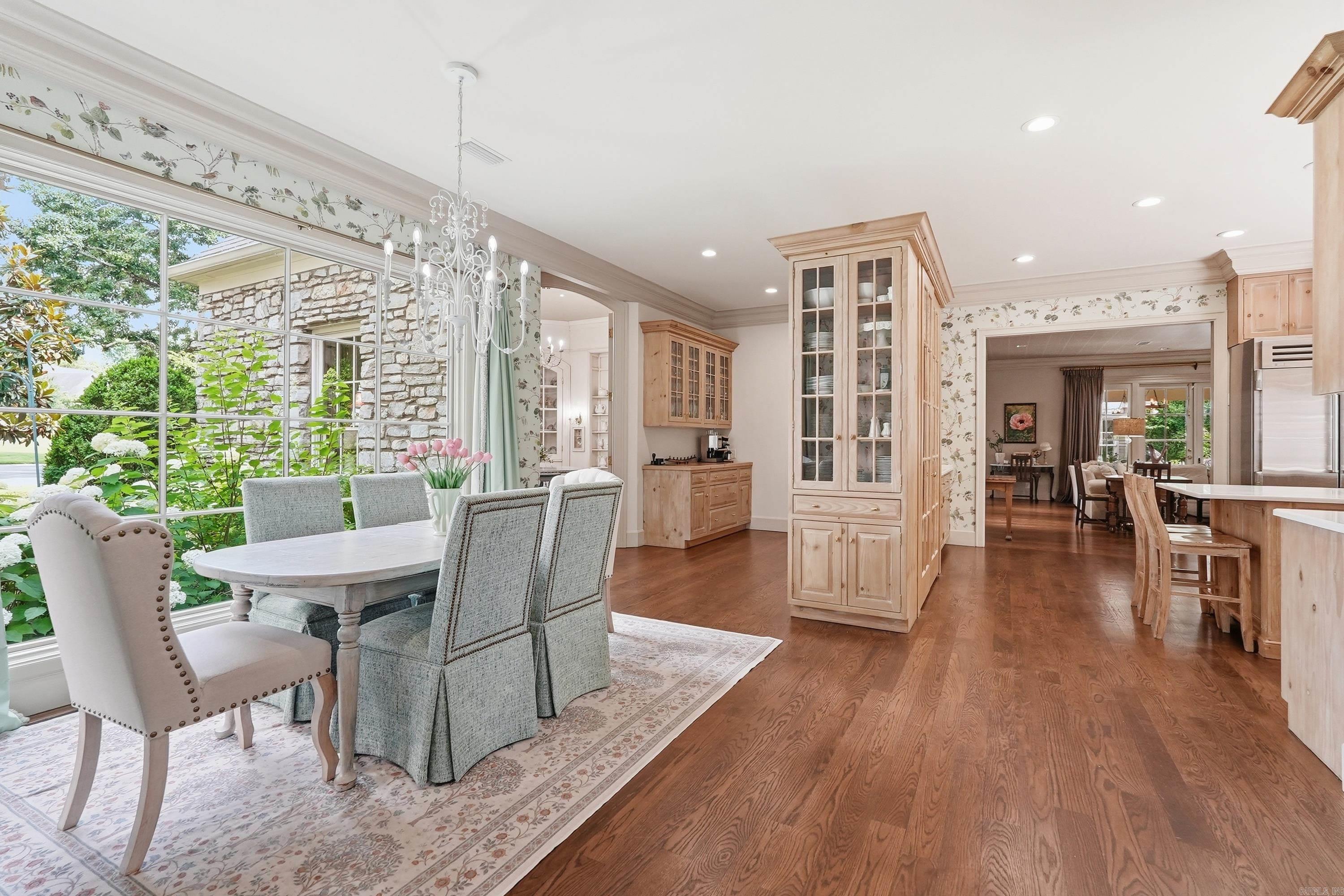 ADAMSBROOKE - Residential