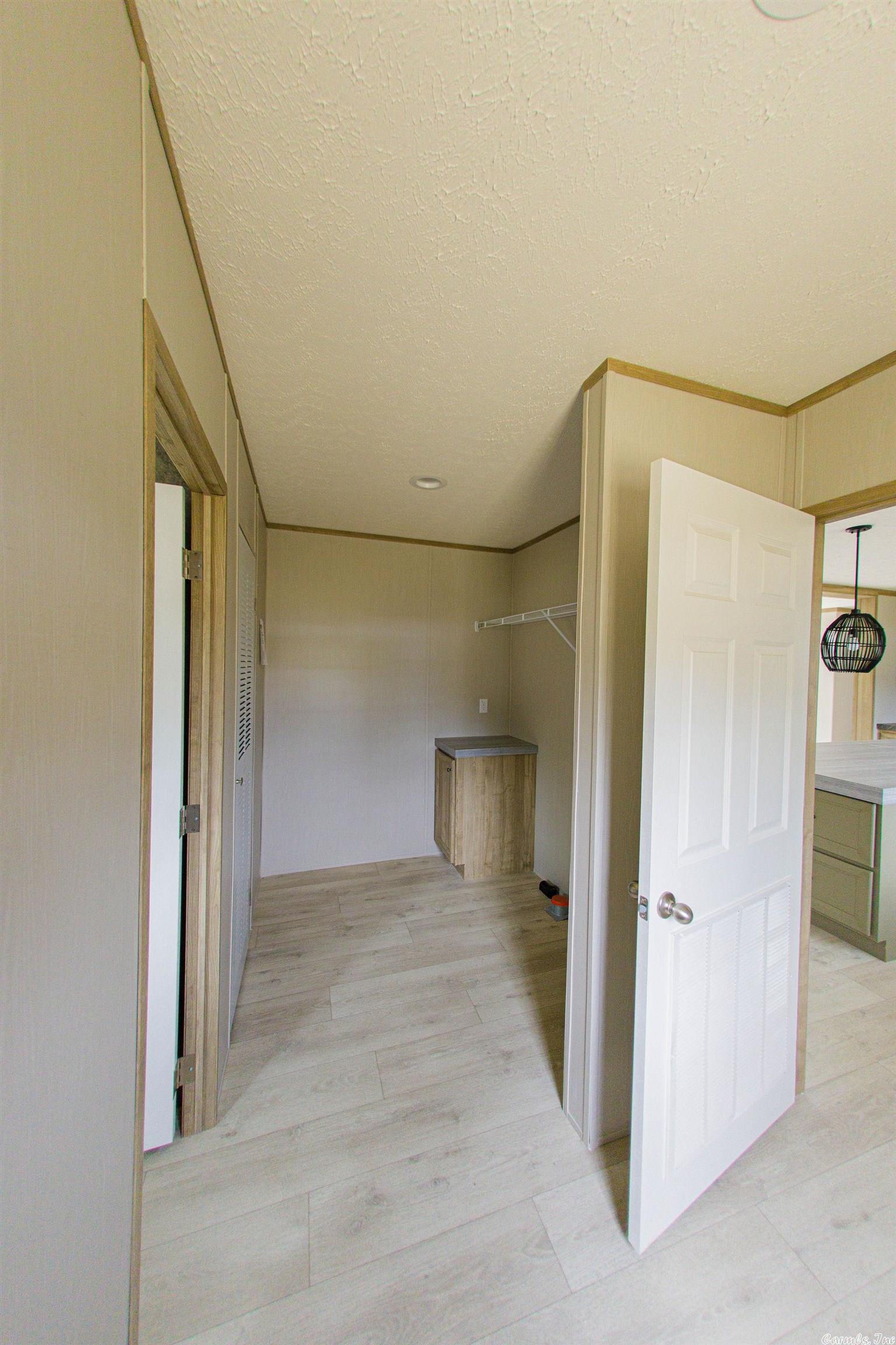 PINE MEADOWS - Residential