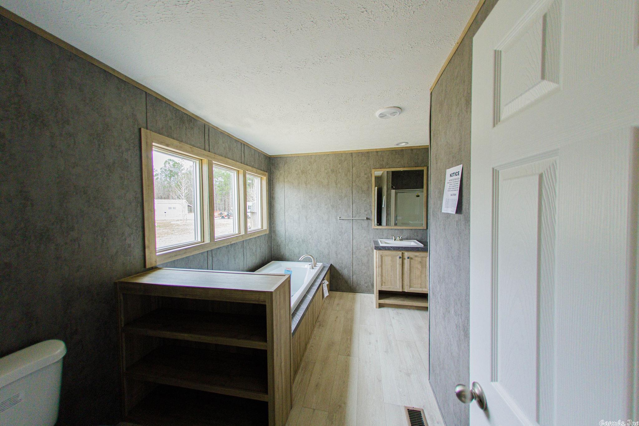 PINE MEADOWS - Residential