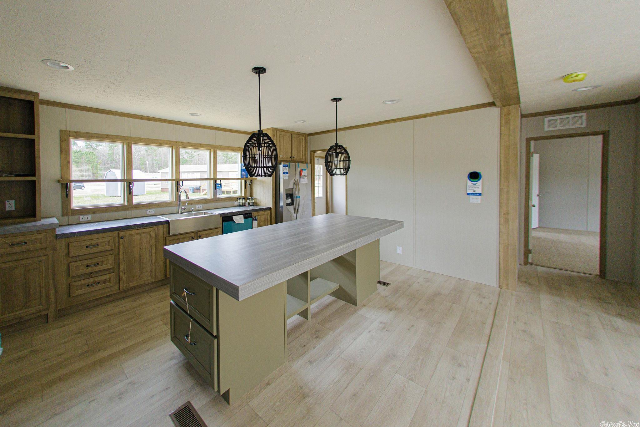PINE MEADOWS - Residential