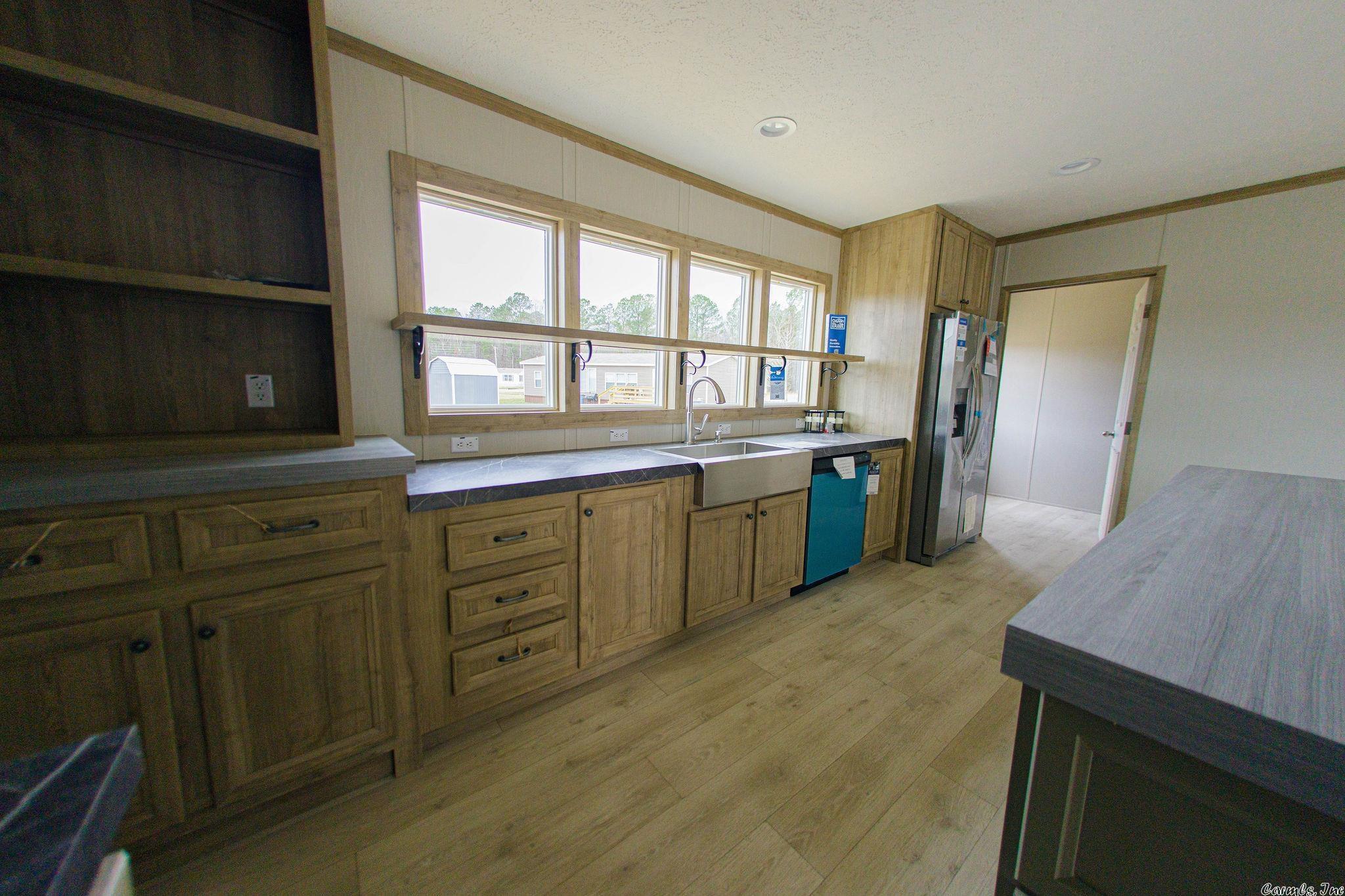 PINE MEADOWS - Residential