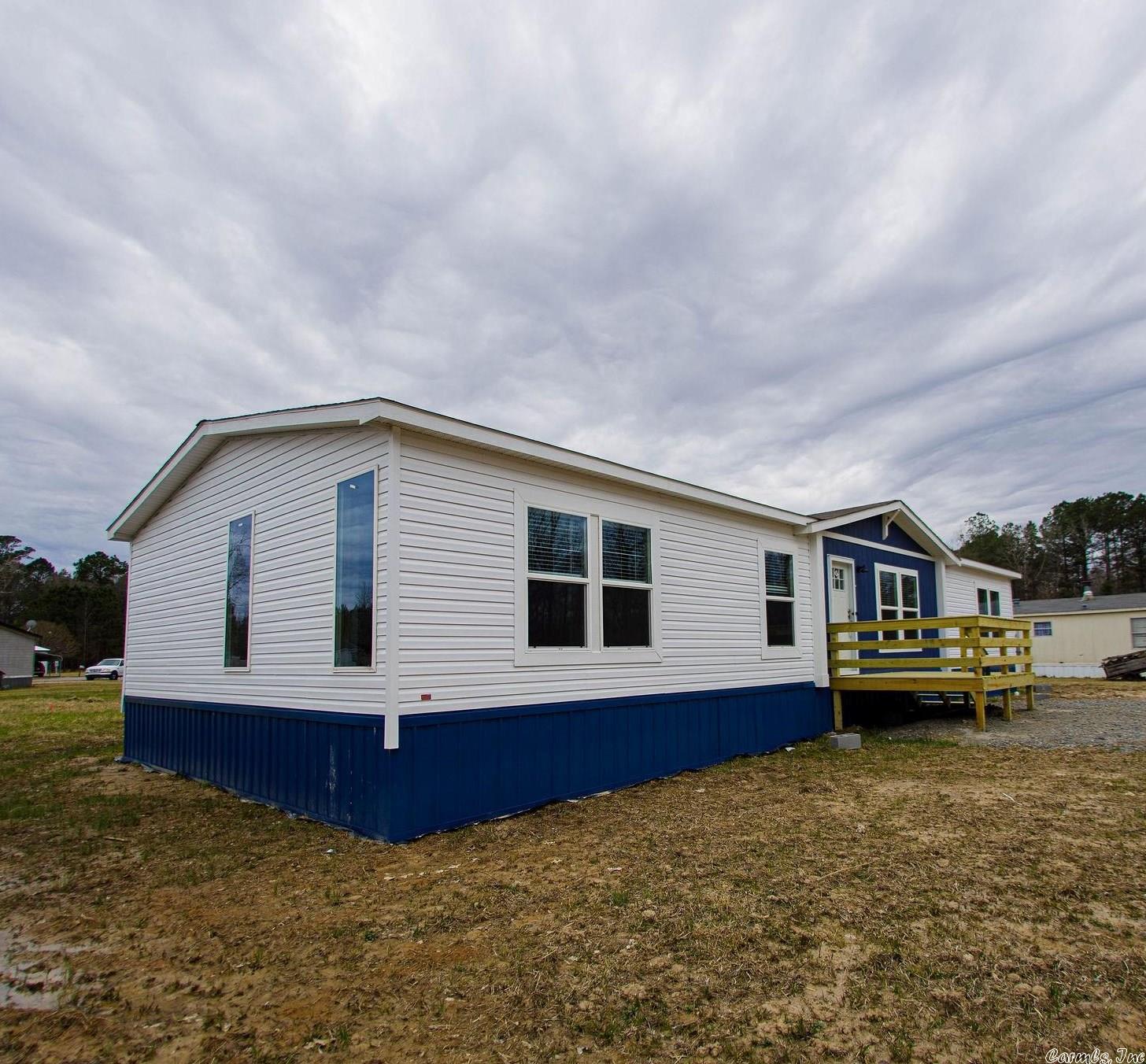 PINE MEADOWS - Residential