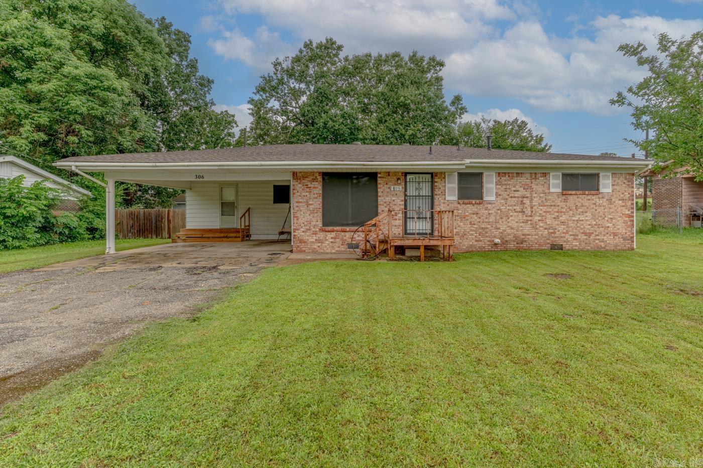 Welcome to Market 306 Walnut Dr. in Paragould, AR, located in the highly sought after Greene County Tech School District! This well maintained 3 bedroom, 2 and a half bathroom home offers approximately 1,350 square feet of comfortable, thoughtfully designed living space with a functional layout perfect for everyday living and entertaining. The spacious kitchen features an abundance of cabinet storage, plenty of workspace, and a gas stove ideal for cooking enthusiasts. The inviting layout flows seamlessly into the main living areas, creating a warm and welcoming atmosphere throughout the home. Step outside onto the back deck, the perfect spot for morning coffee, grilling, or relaxing evenings outdoors. The fenced backyard provides plenty of space for pets, play, or gatherings, while the added shop offers excellent storage for tools, hobbies, lawn equipment, or additional workspace. Conveniently located near schools, shopping, and local amenities, this move in ready home combines comfort, functionality, and a great location all in one package. Call today to schedule your tour!!