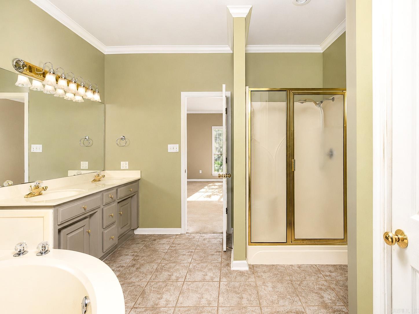 COLONY CREEK - Residential