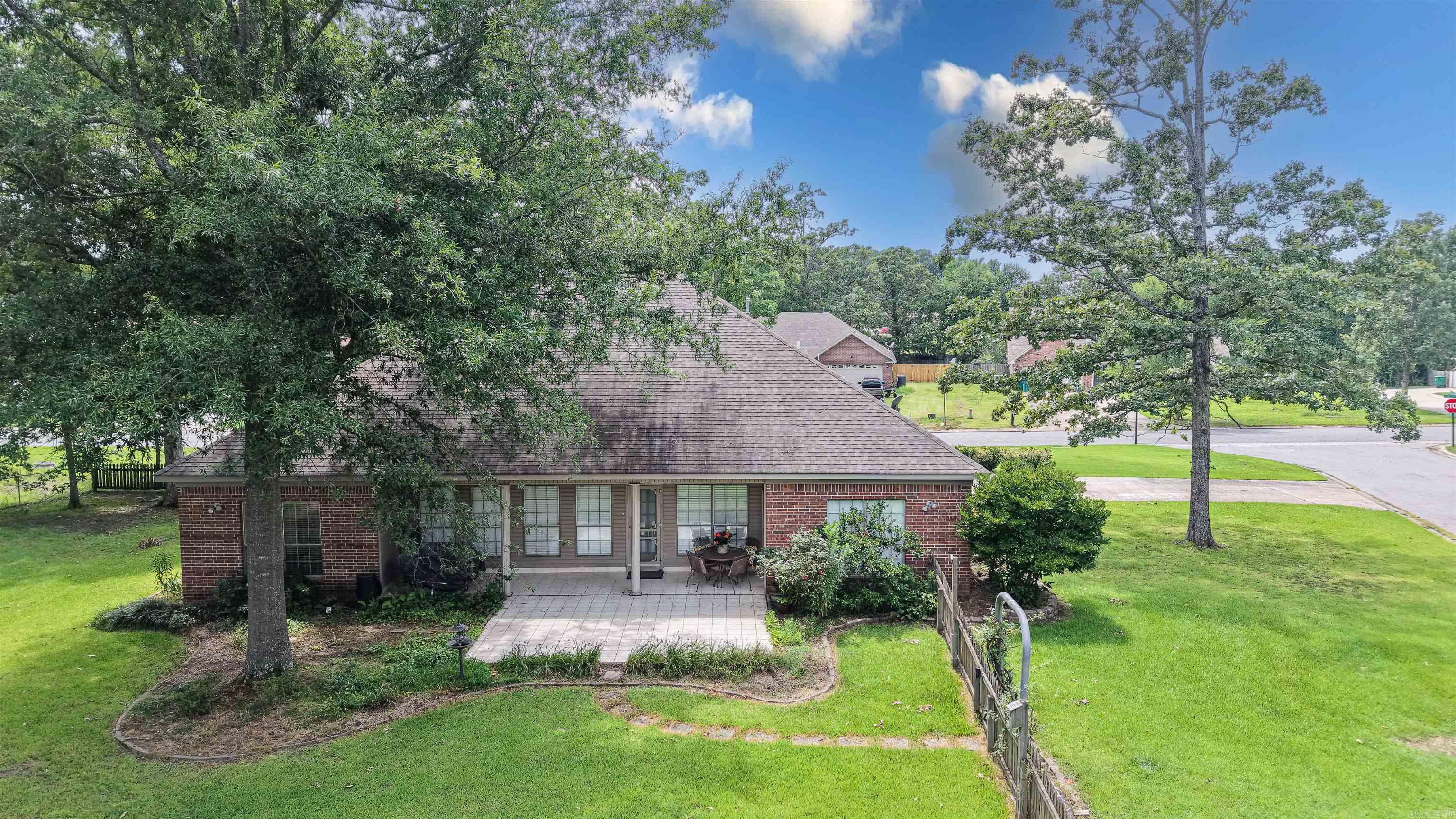 COLONY CREEK - Residential