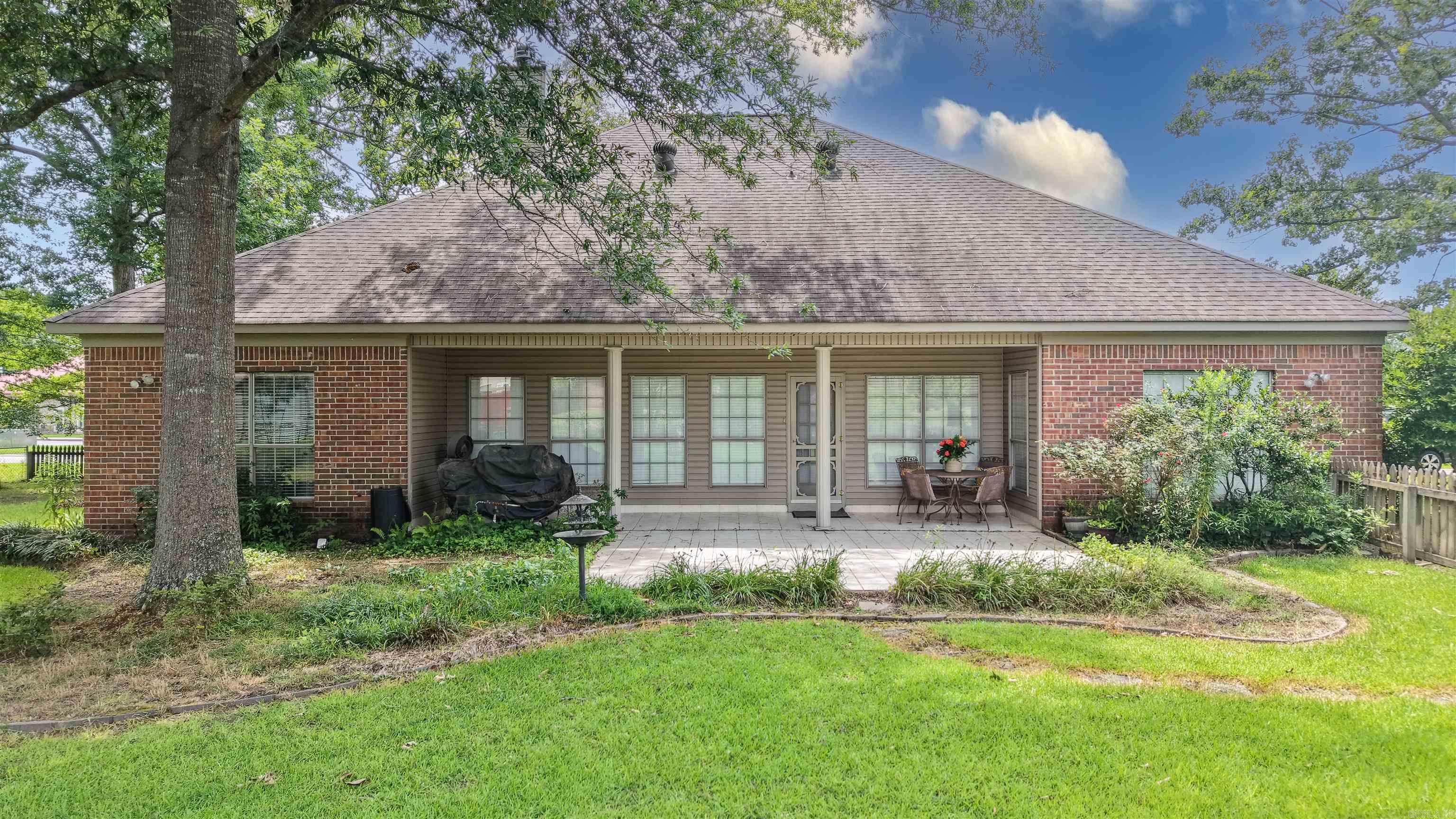 COLONY CREEK - Residential