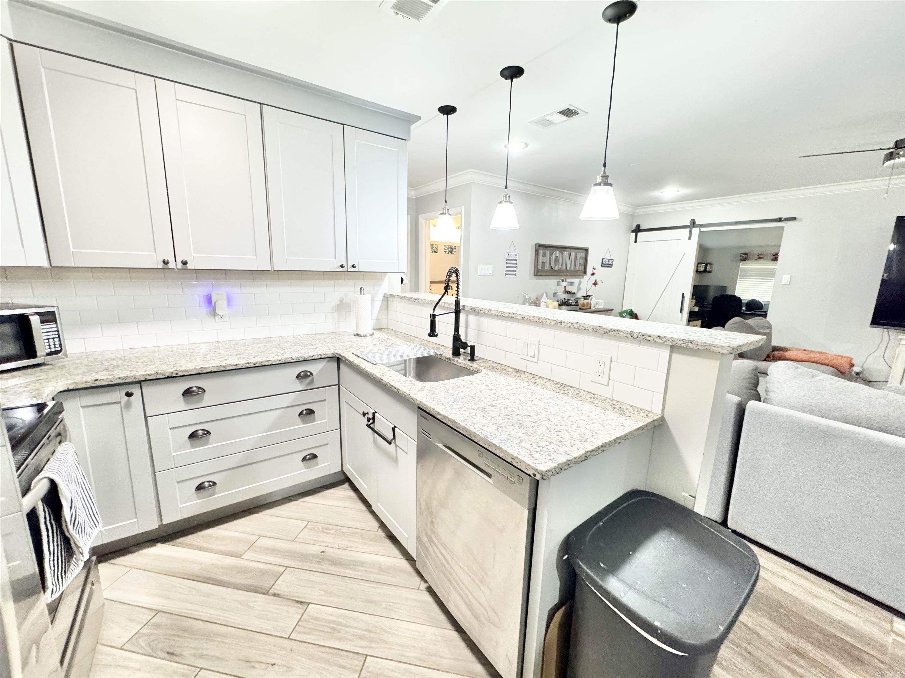 MERIWOOD - Residential