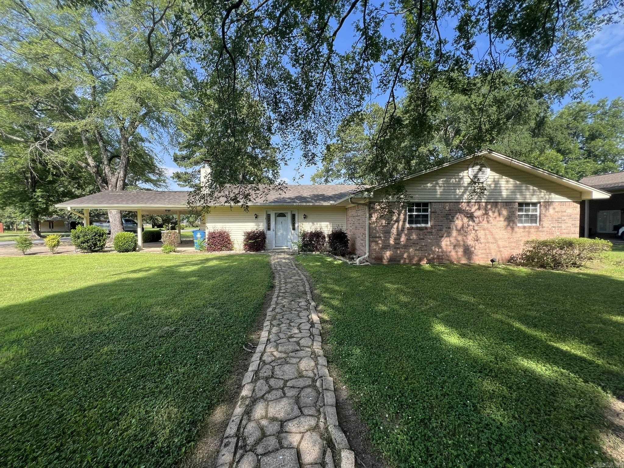 REAL ESTATE AUCTION!!! FRI, JUL 10, 10:00AM - ATTENTION HOME BUYERS & INVESTORS! Blackmon Auctions and Thomas Blackmon Realty will AUCTION this well-maintained 1,678 sq ft 3 bed, 2 bath home in Hazen, Arkansas on Friday, July 10th at 10:00am. 306 S Tilden Street offers comfortable small town living in the heart of Hazen. This well kept home features a functional layout with inviting living spaces and new flooring throughout. The property sits on a spacious lot with mature shade trees, providing room to entertain or enjoy the outdoors. Located just minutes from local schools, parks, and Highway 70, this home combines convenience with quiet neighborhood living. Whether you're a first time buyer, downsizing, or investing, this property delivers value and everyday comfort. Bid live or online.  Property Highlights • 1,678 sq ft • 3BD/2BA • NEW flooring • Storage shed • Additional two-car metal carport • 0.33± acres • Real Estate Taxes: $919.00  TERMS FOR THE REAL ESTATE AUCTION: Call agent for auction terms