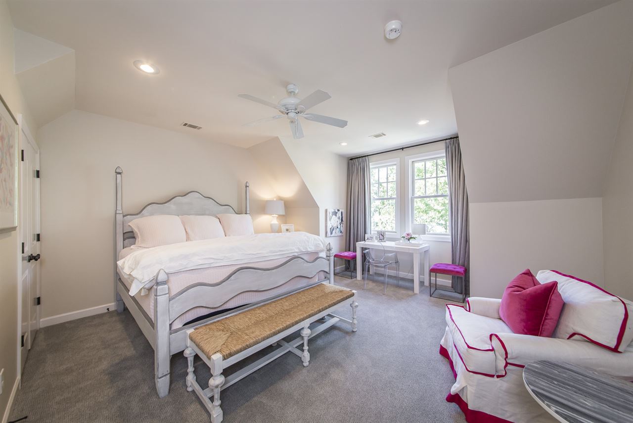EI: ROND POINT - Residential