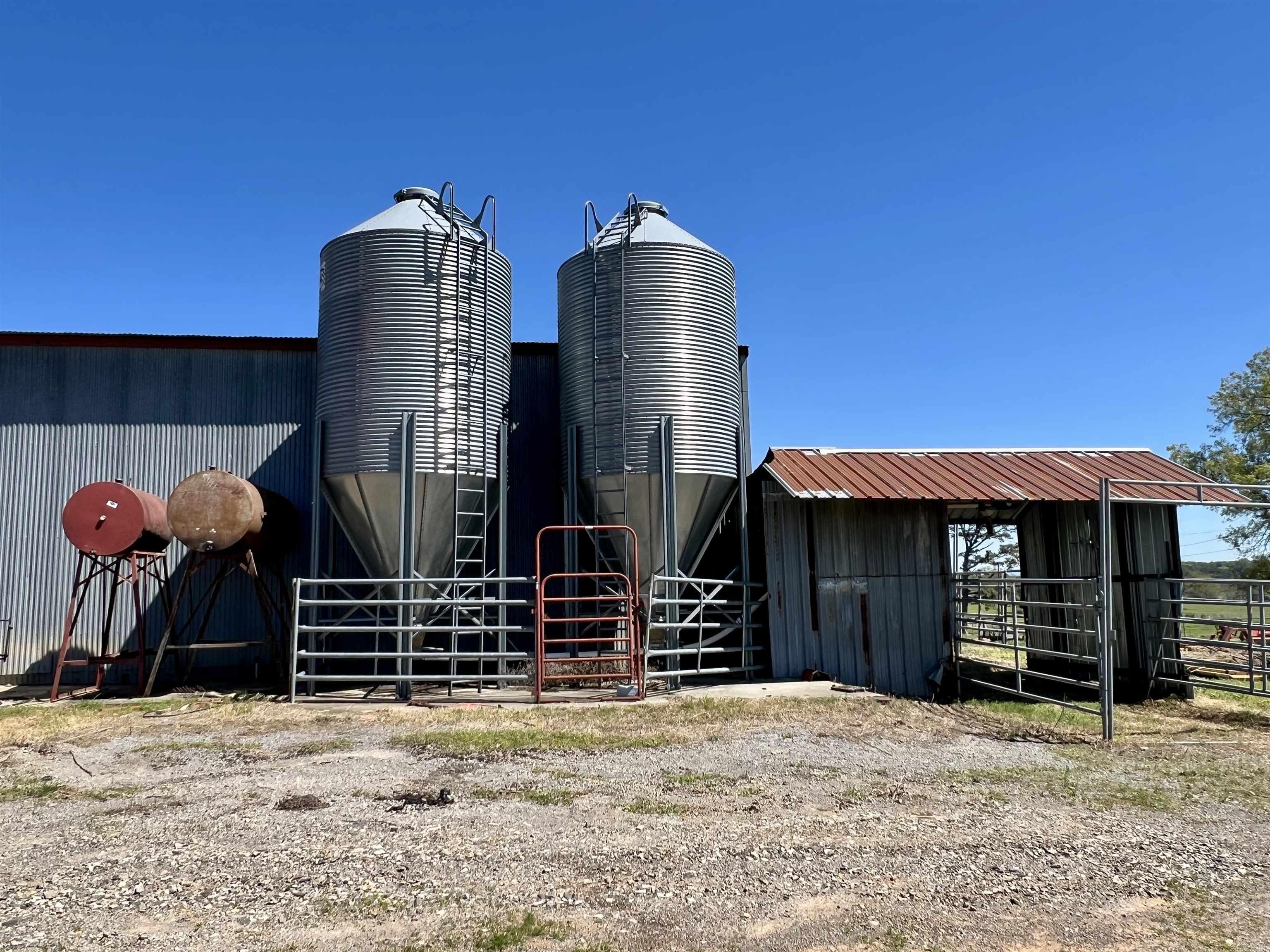 Metes & Bounds - Farm