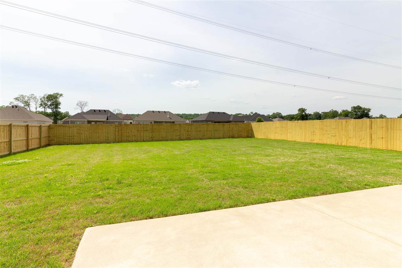 CHAPEL CREEK - Residential