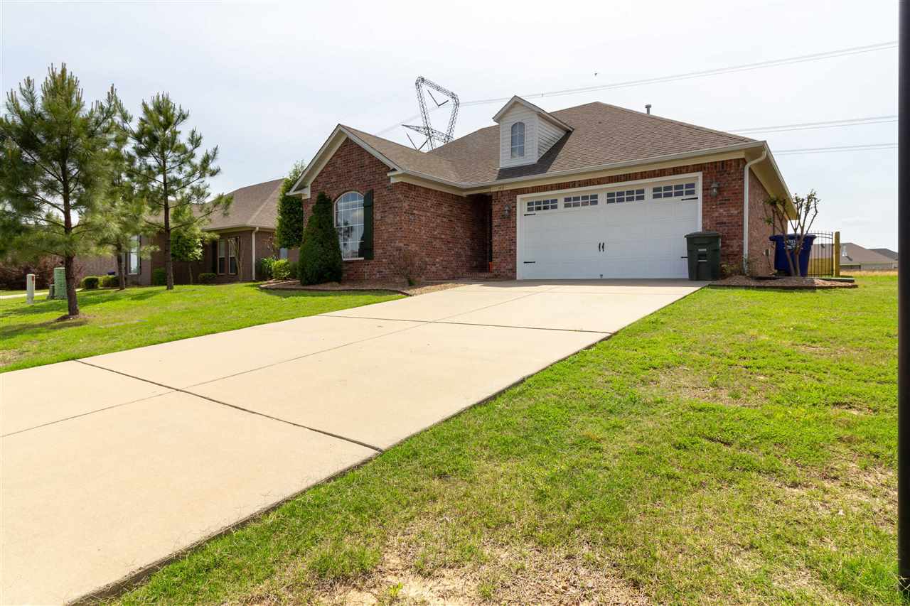 CHAPEL CREEK - Residential