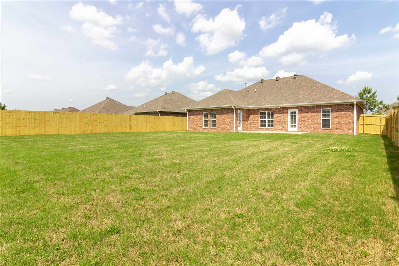 CHAPEL CREEK - Residential