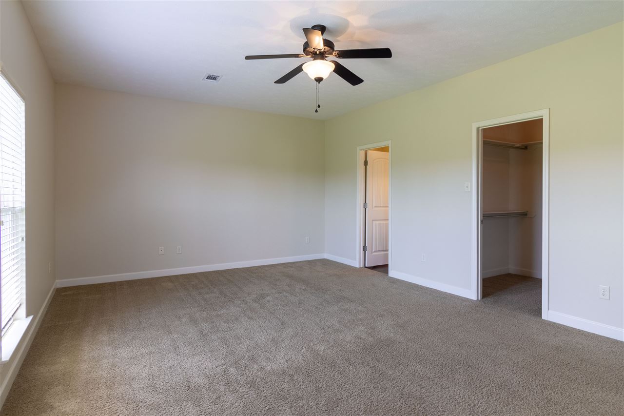 CHAPEL CREEK - Residential