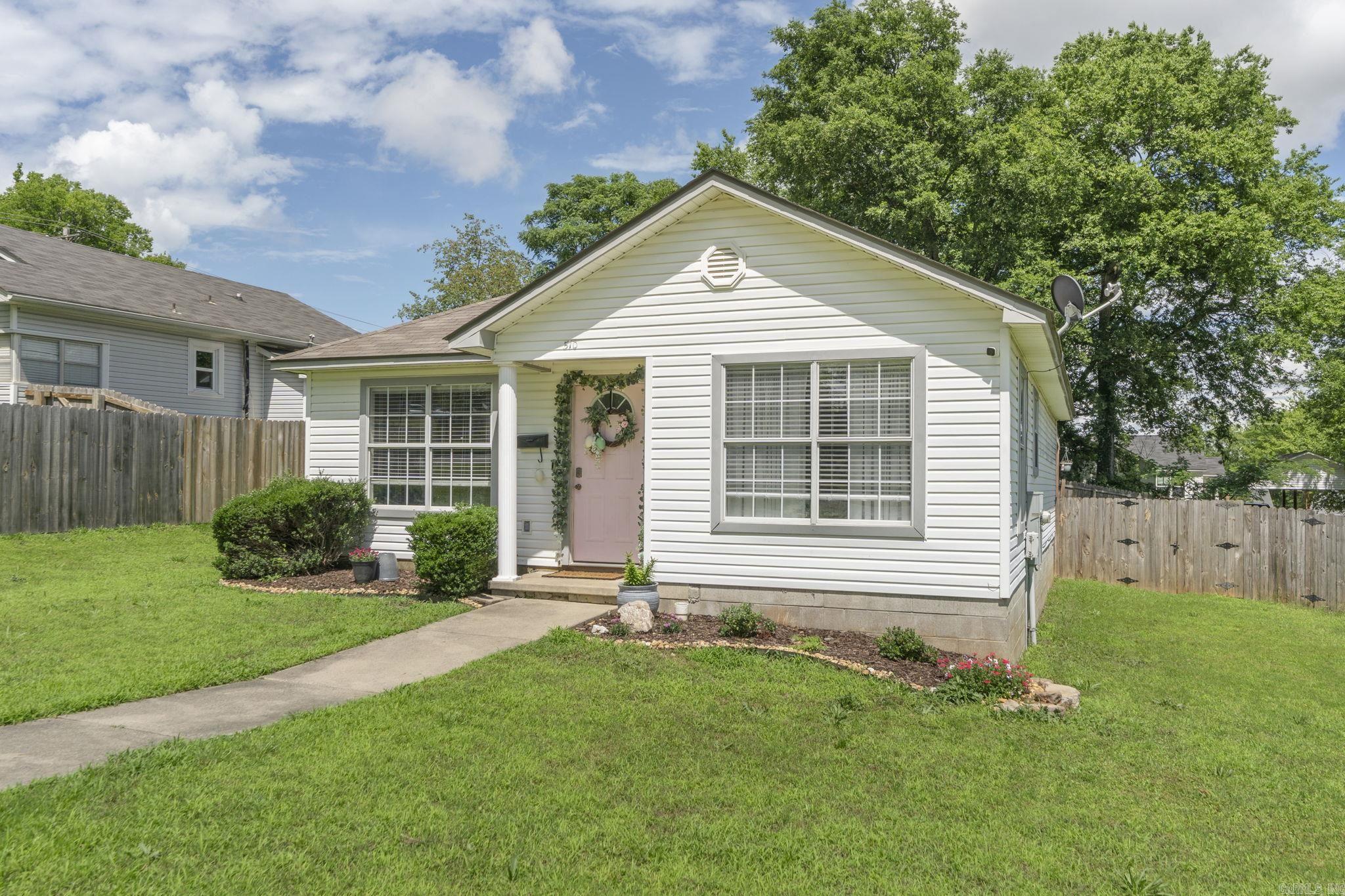 ORIGINAL TOWN-BENTON - Residential