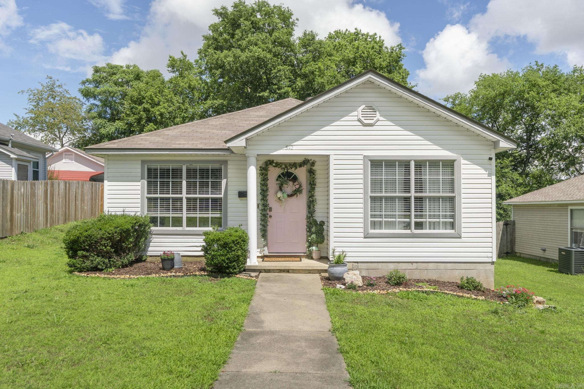 ORIGINAL TOWN-BENTON - Residential