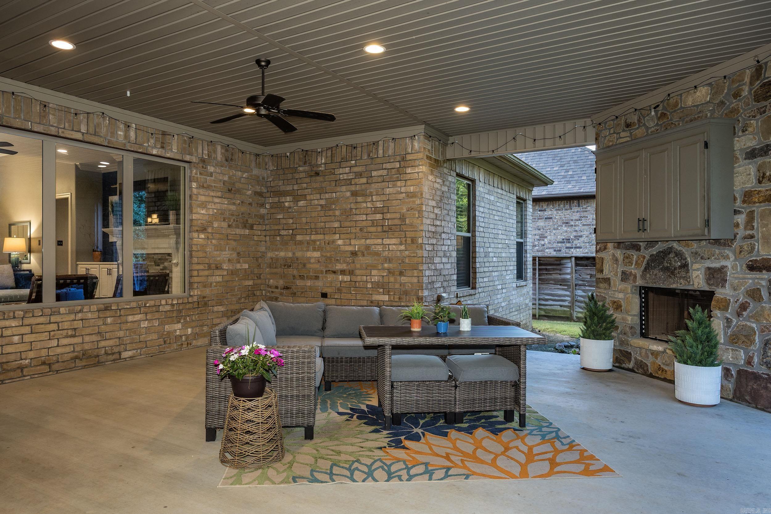 MAUMELLE VALLEY ESTATES - Residential