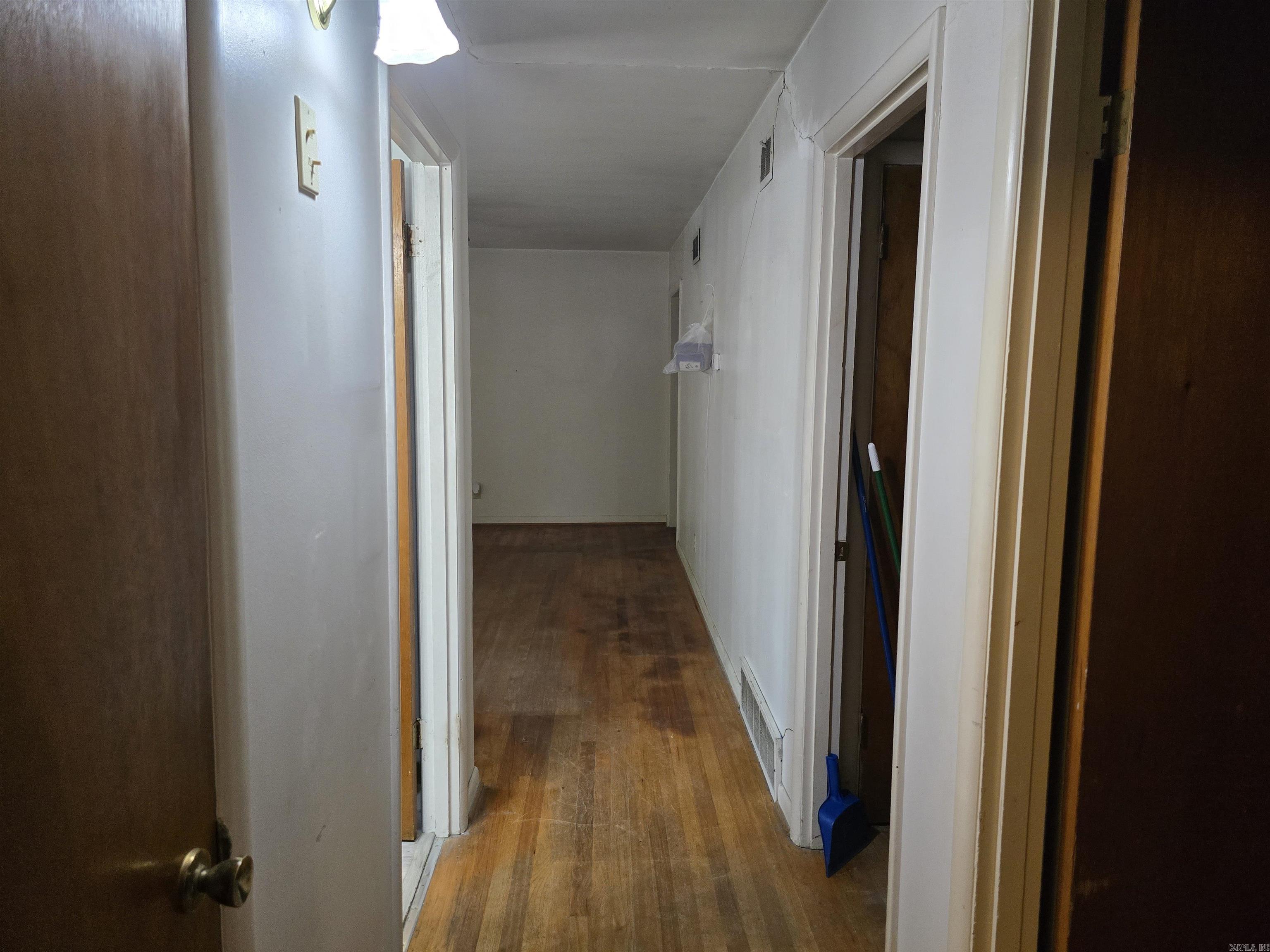 WAKEFIELD VILLAGE - Residential