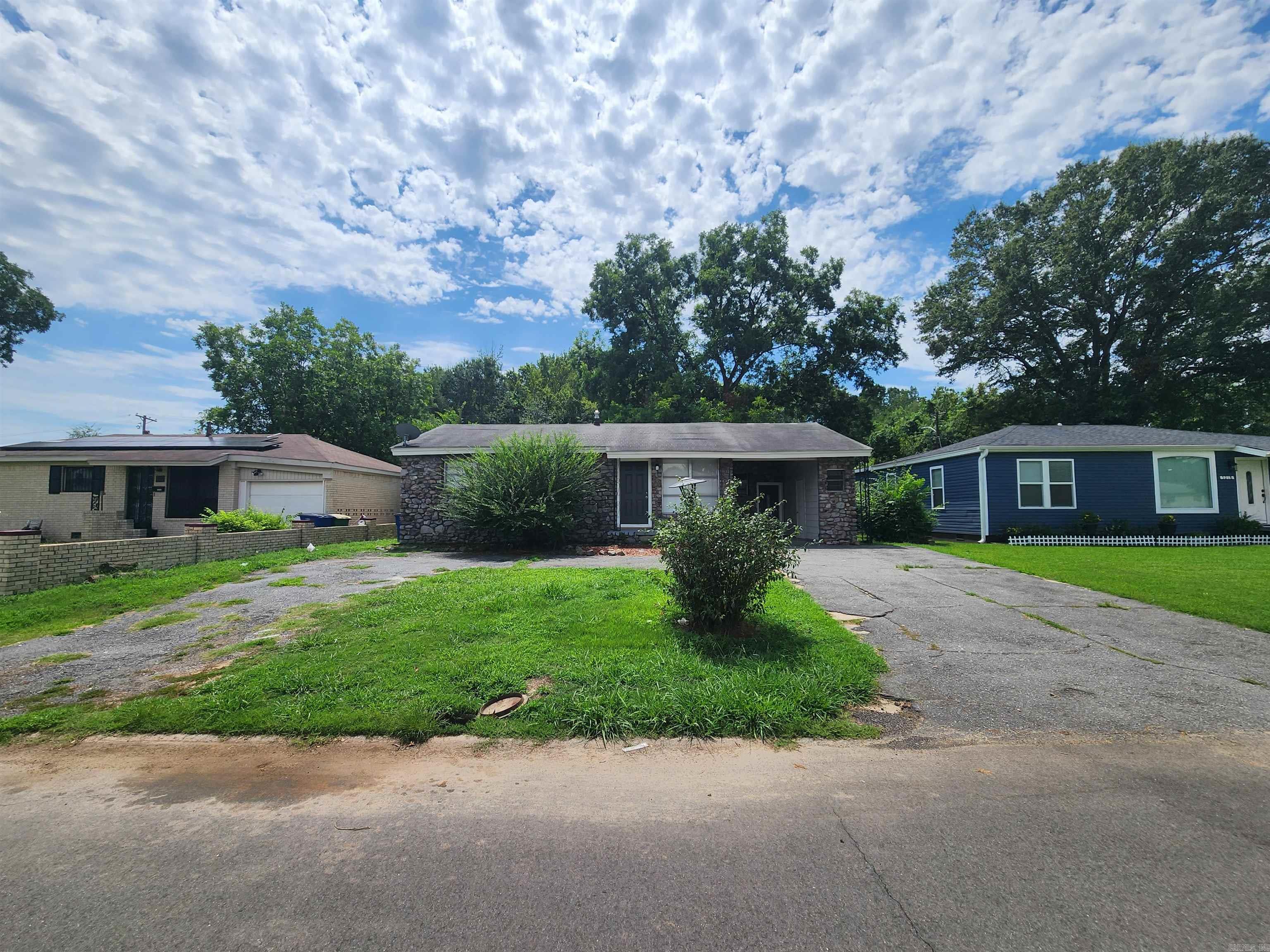 GLENVIEW - Residential