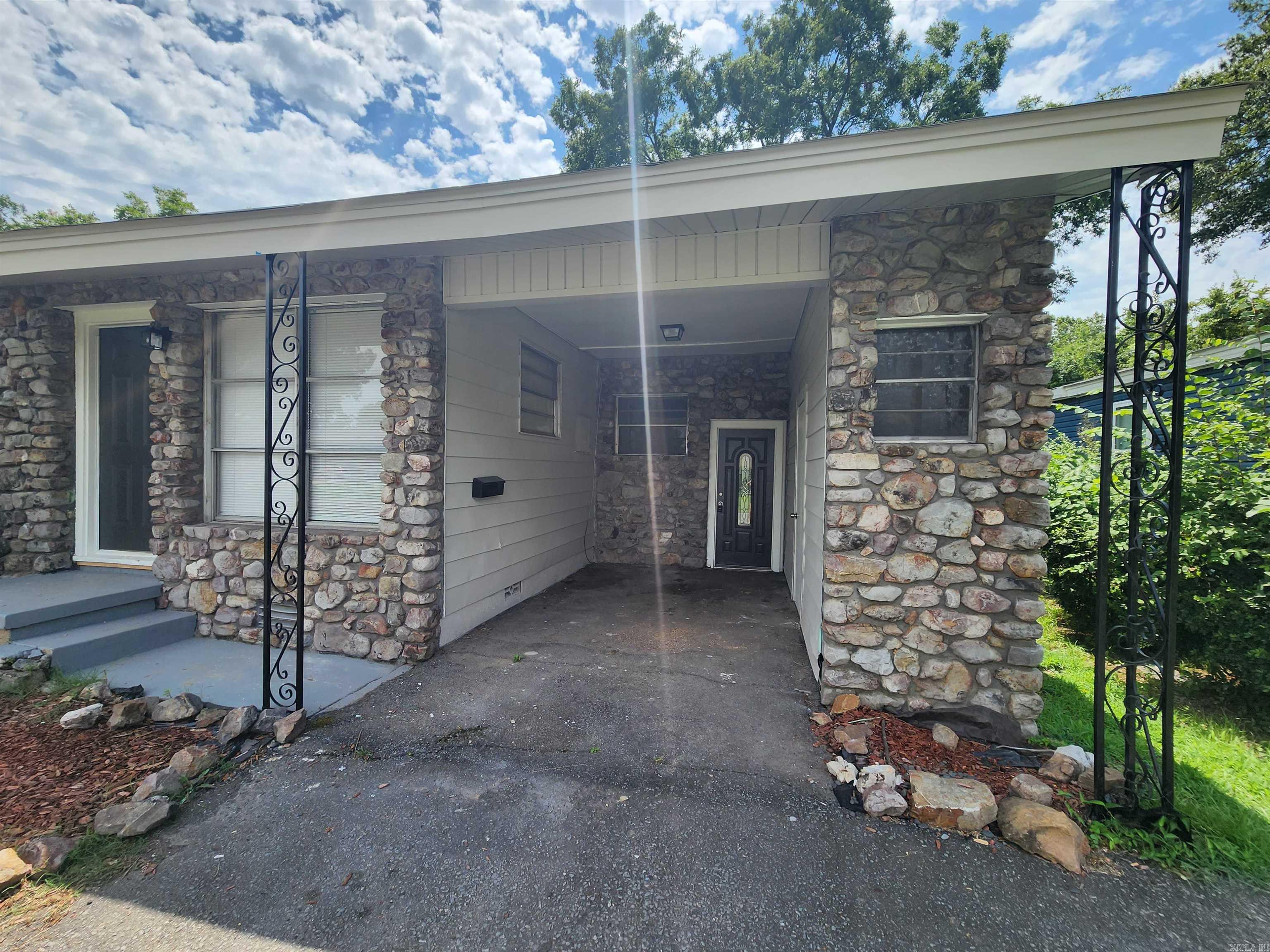 GLENVIEW - Residential