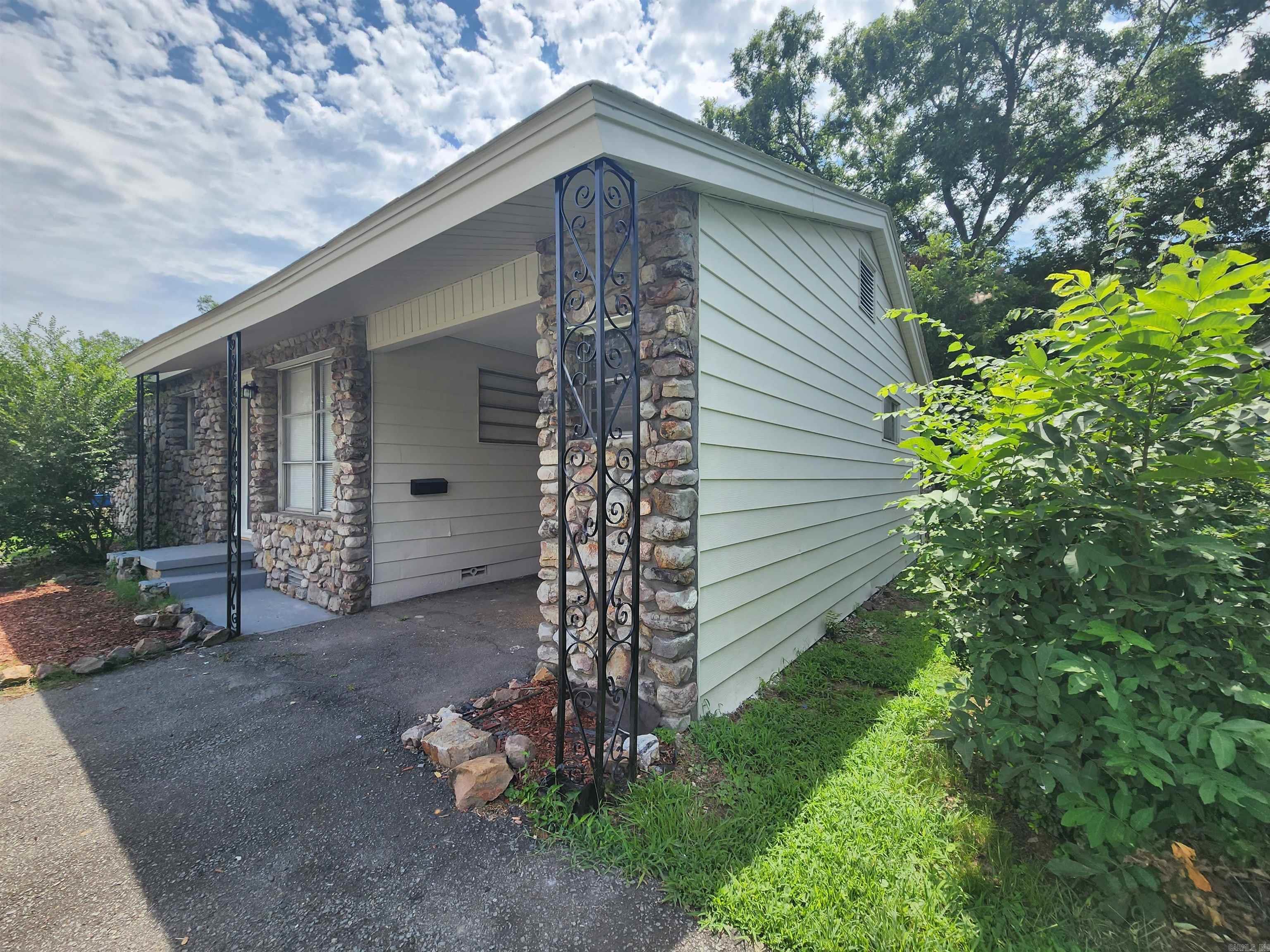 GLENVIEW - Residential