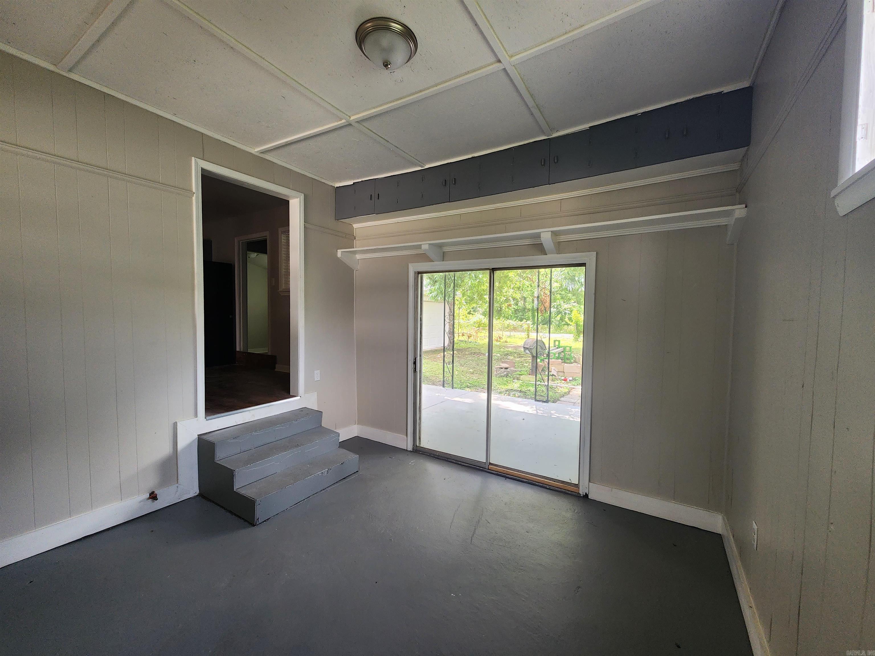 GLENVIEW - Residential
