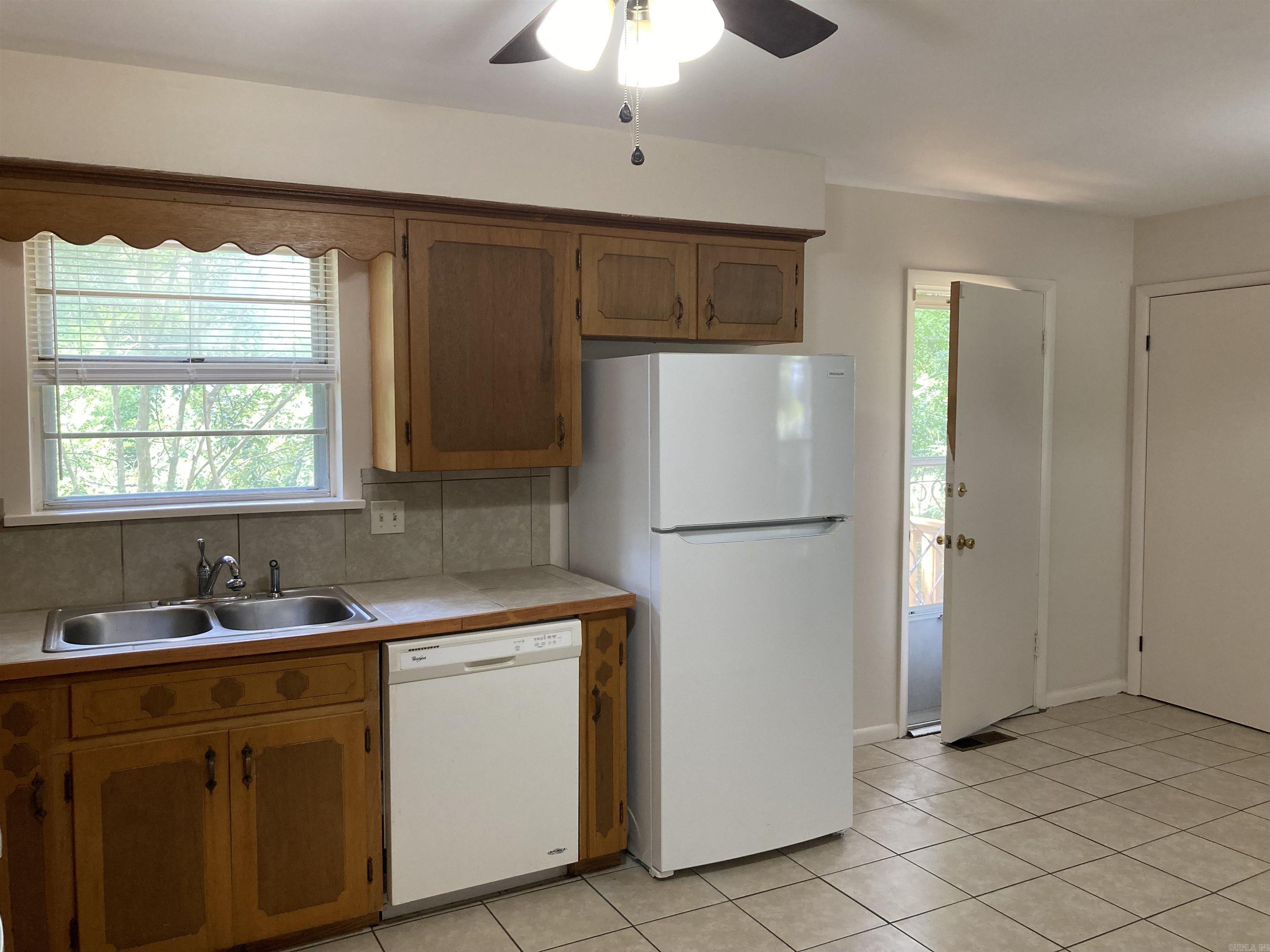 HEATHERFIELD - Residential