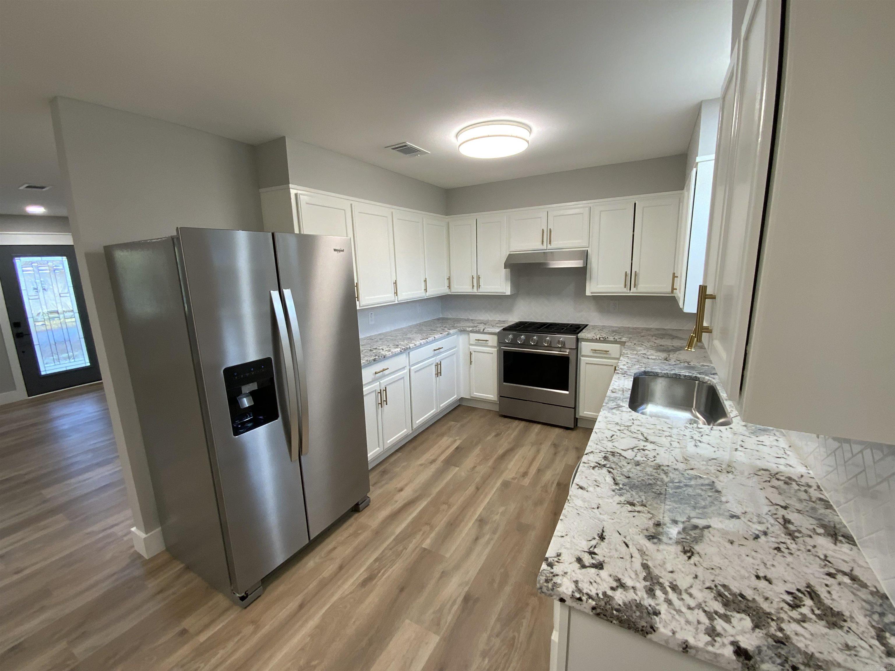 CHURCHILL ADDN - Residential