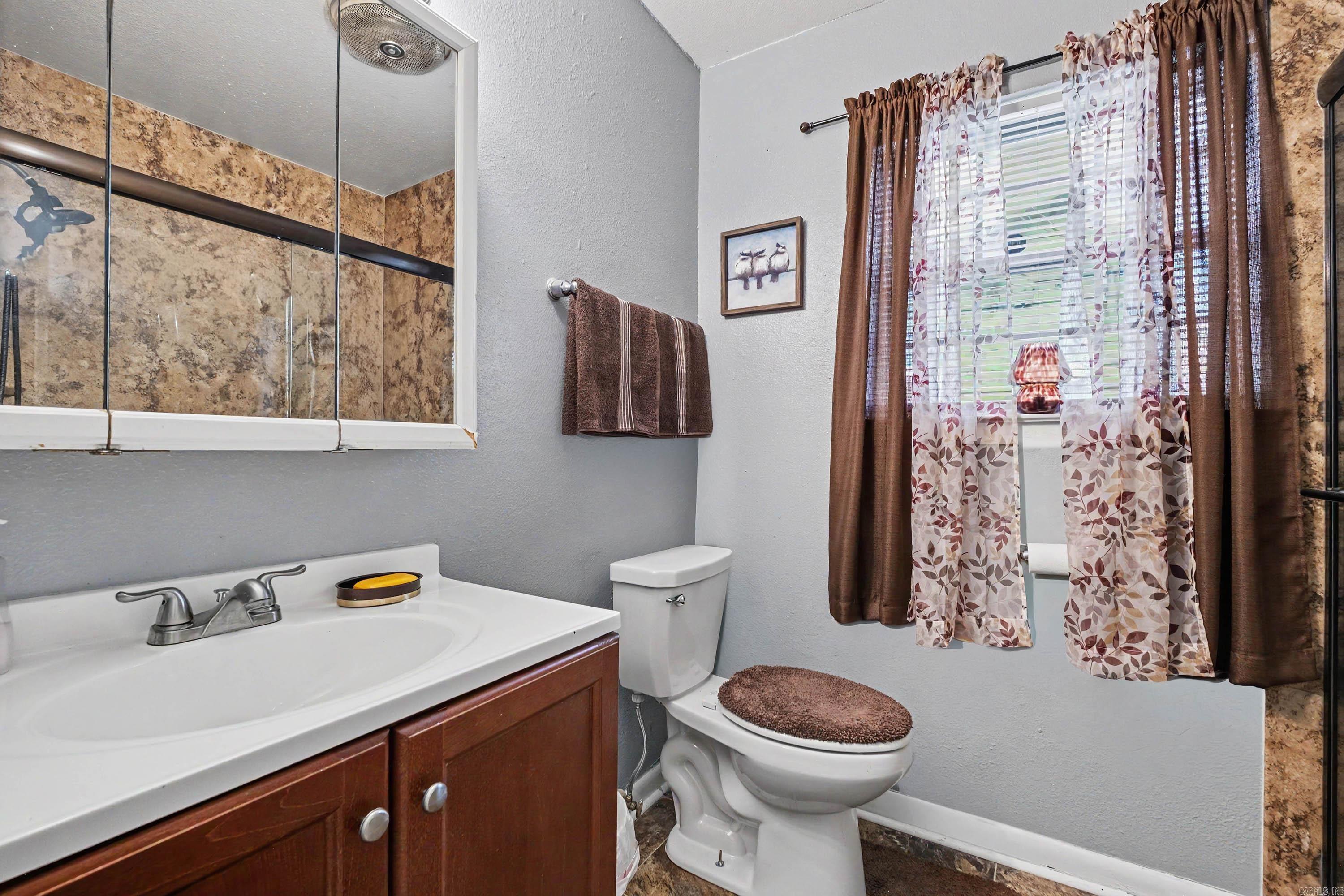 CASTLEWOOD - Residential