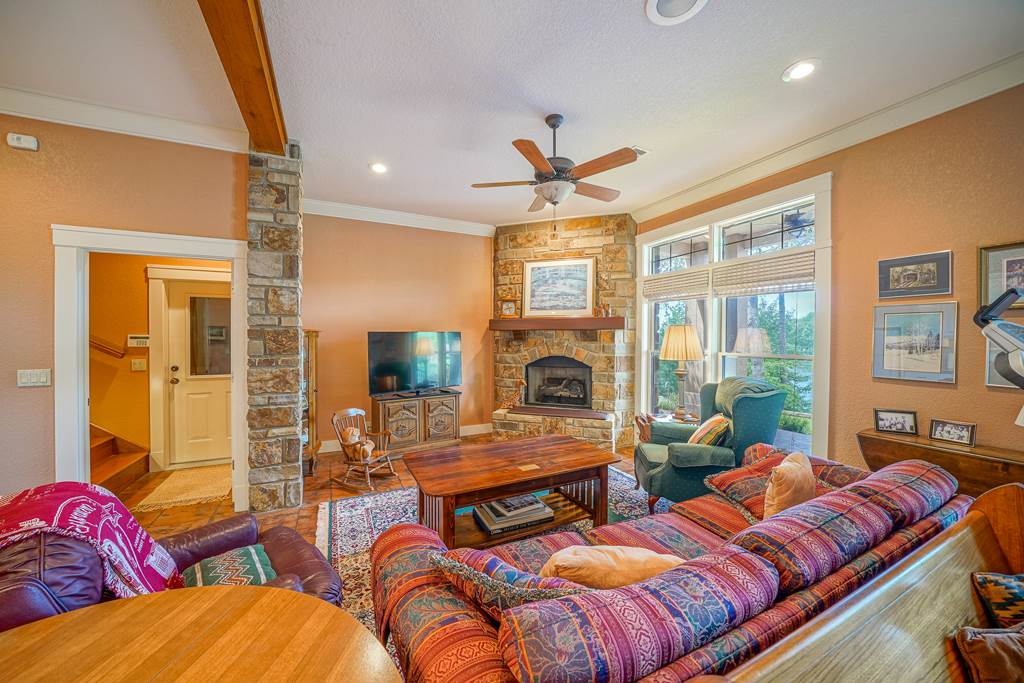 NORTHWOODS ESTATES - Residential