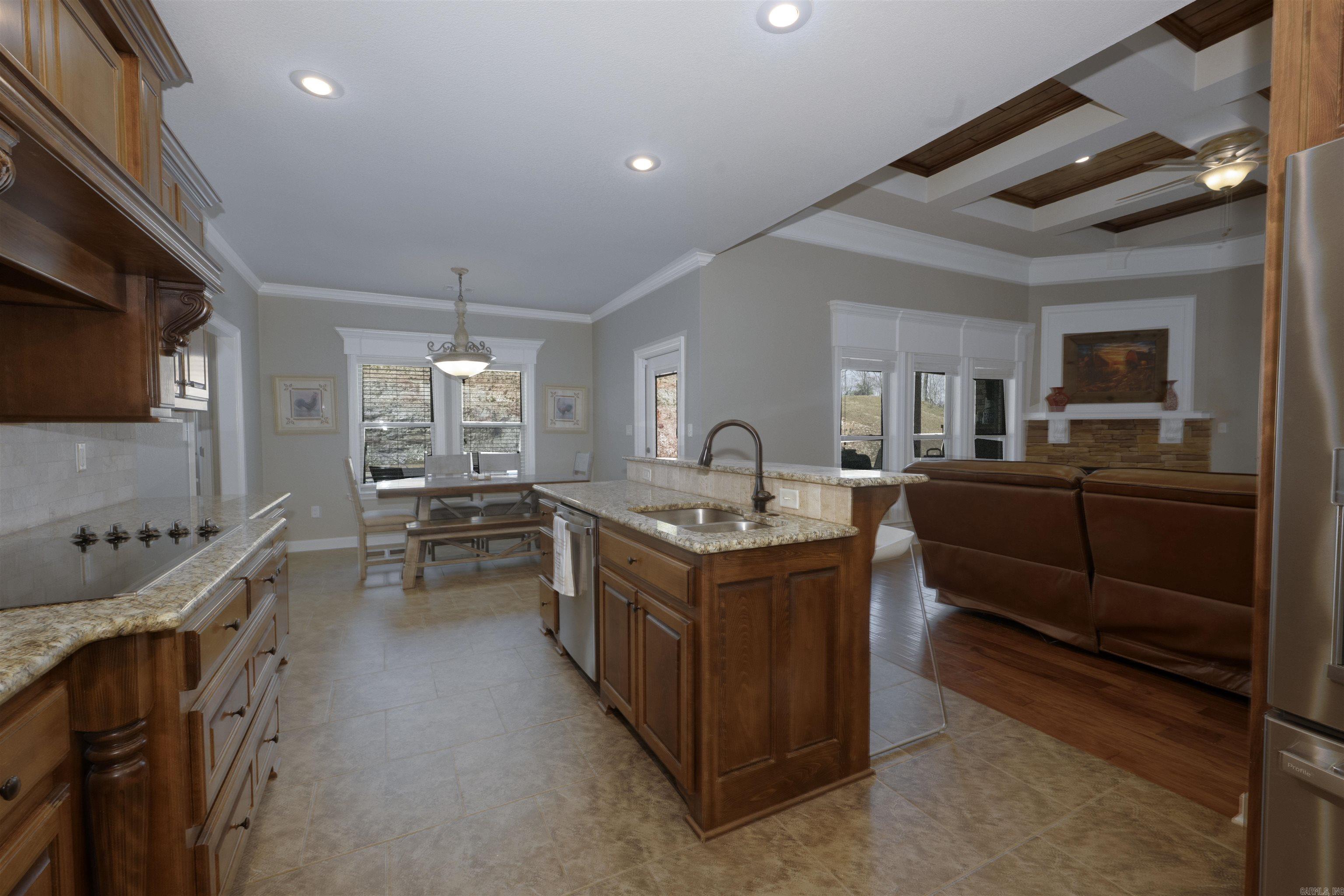 STONEHILL - Residential