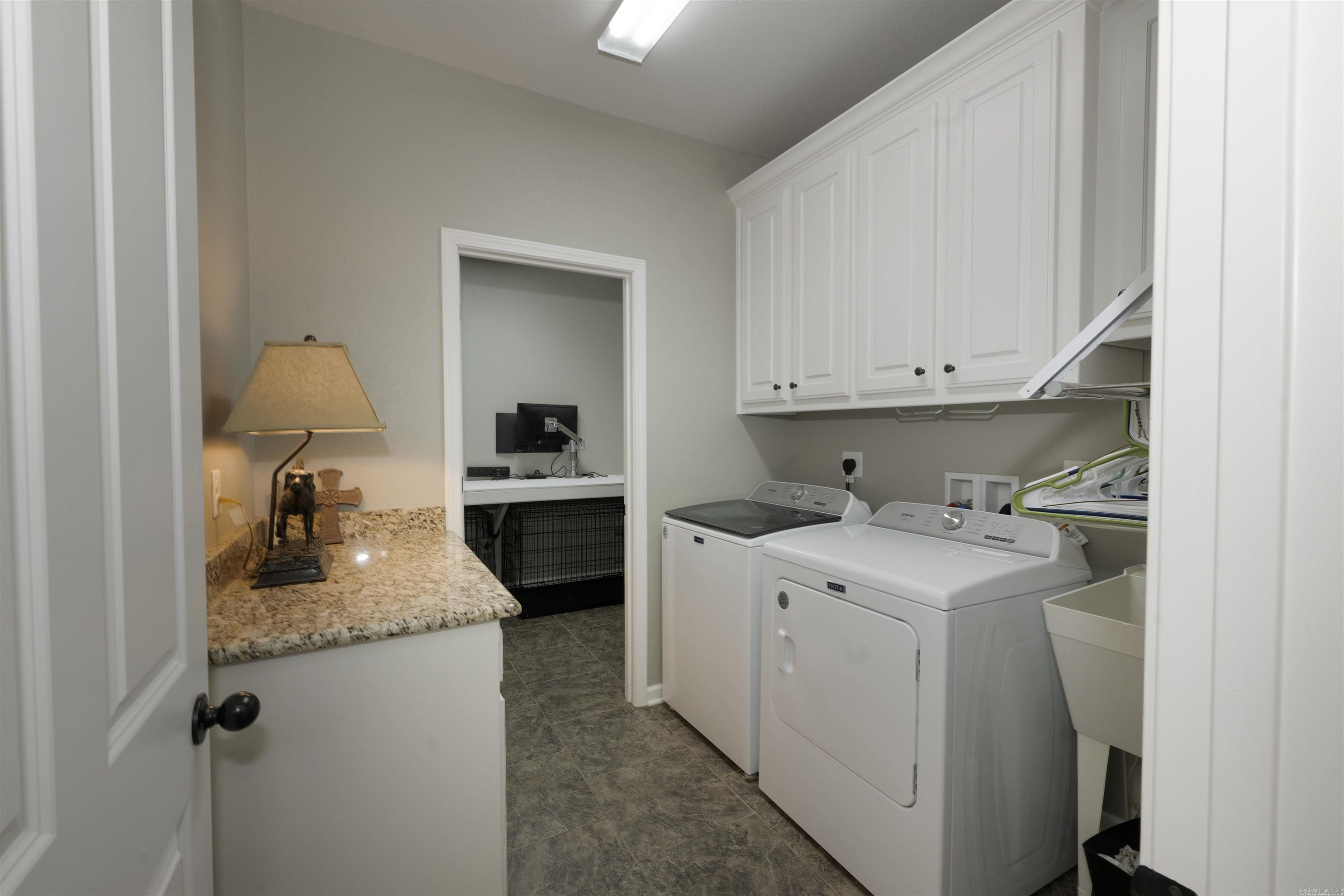 STONEHILL - Residential