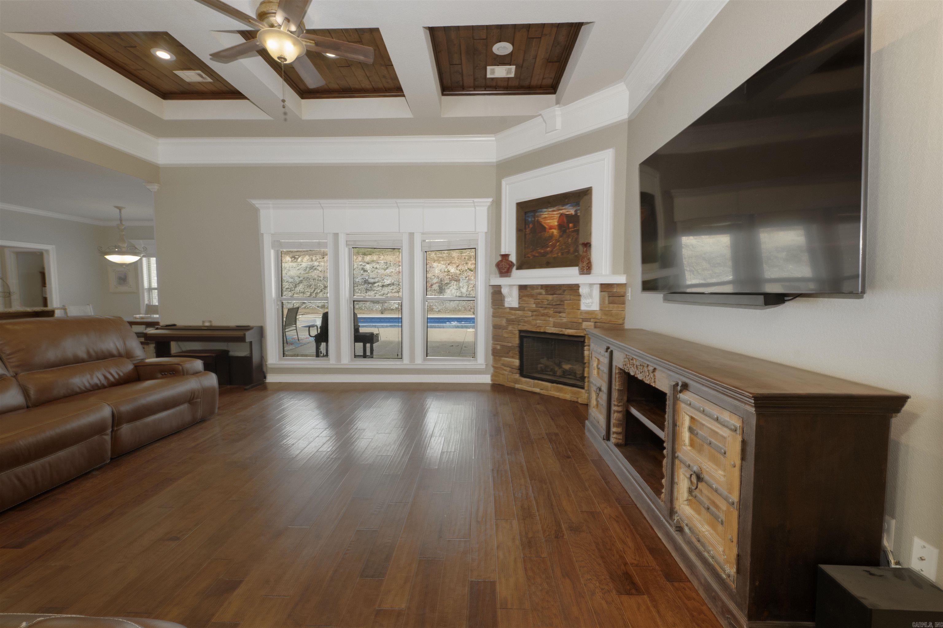 STONEHILL - Residential
