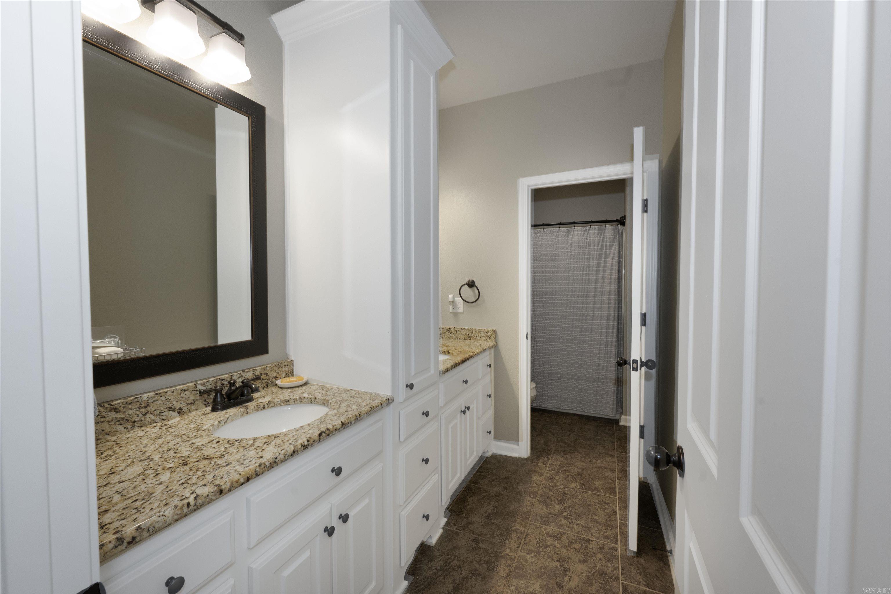 STONEHILL - Residential