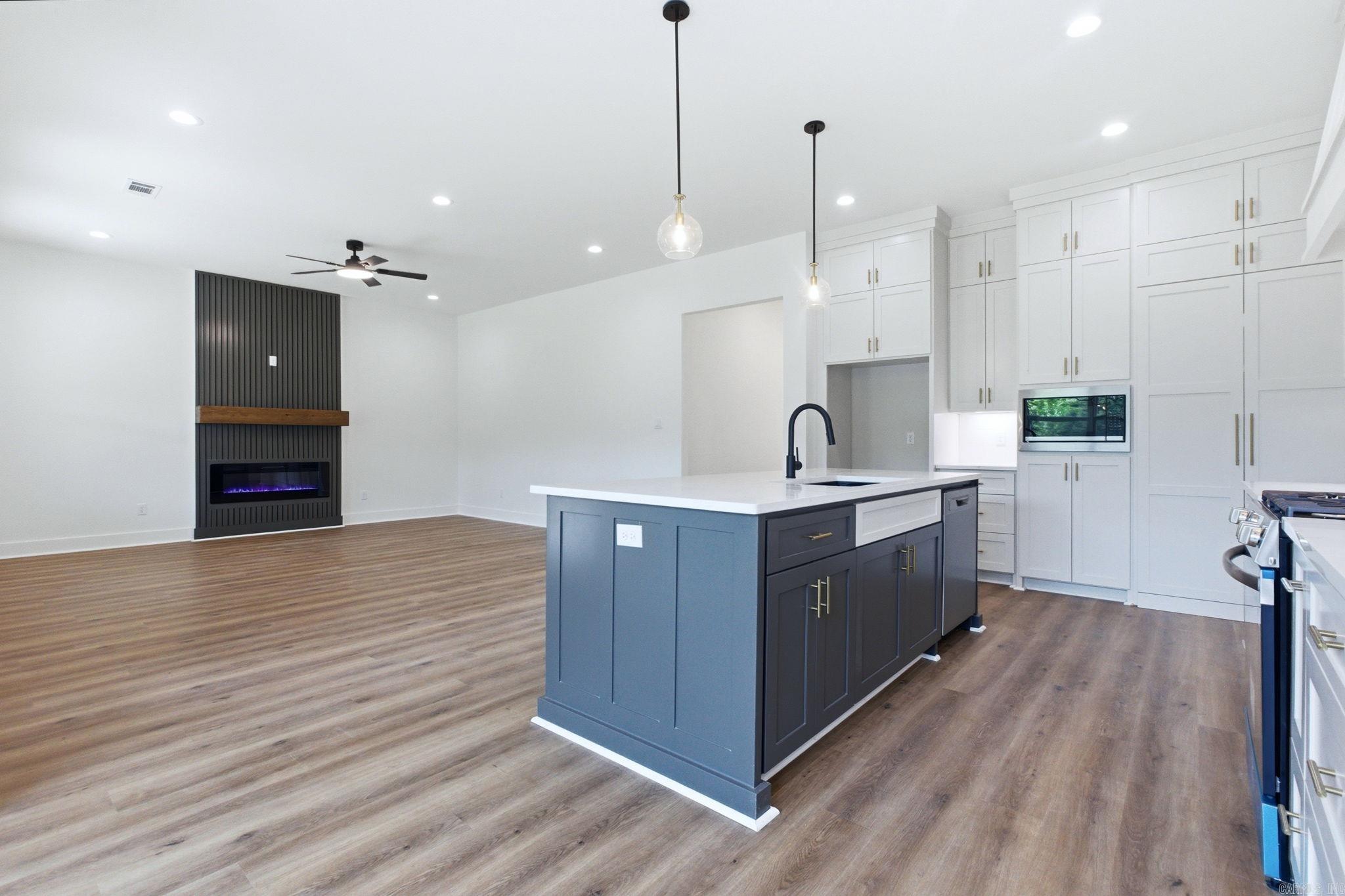 SARATOGA PLACE SUBDIVISION - Residential
