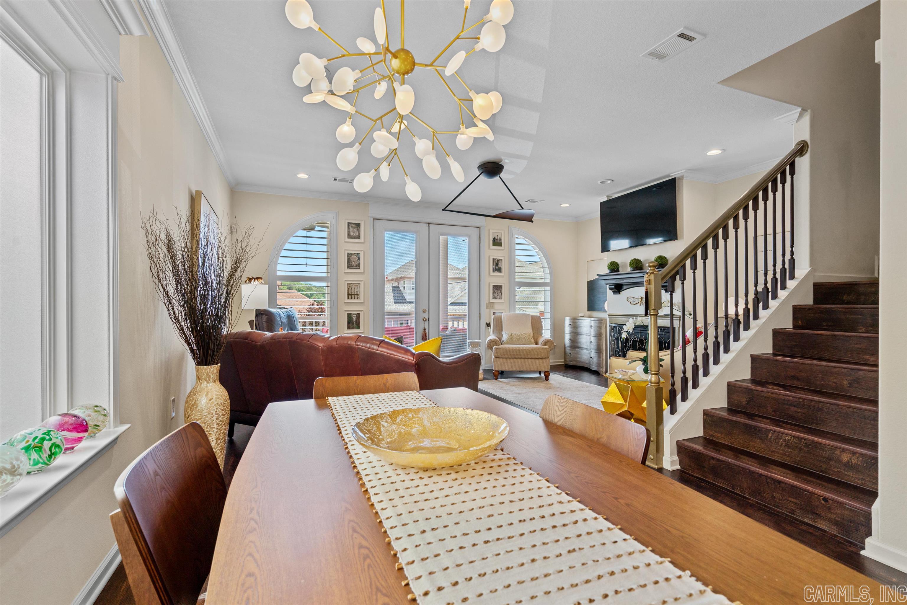 MAJESTIC LAKE VILLAGE TOWNHOMES - Residential