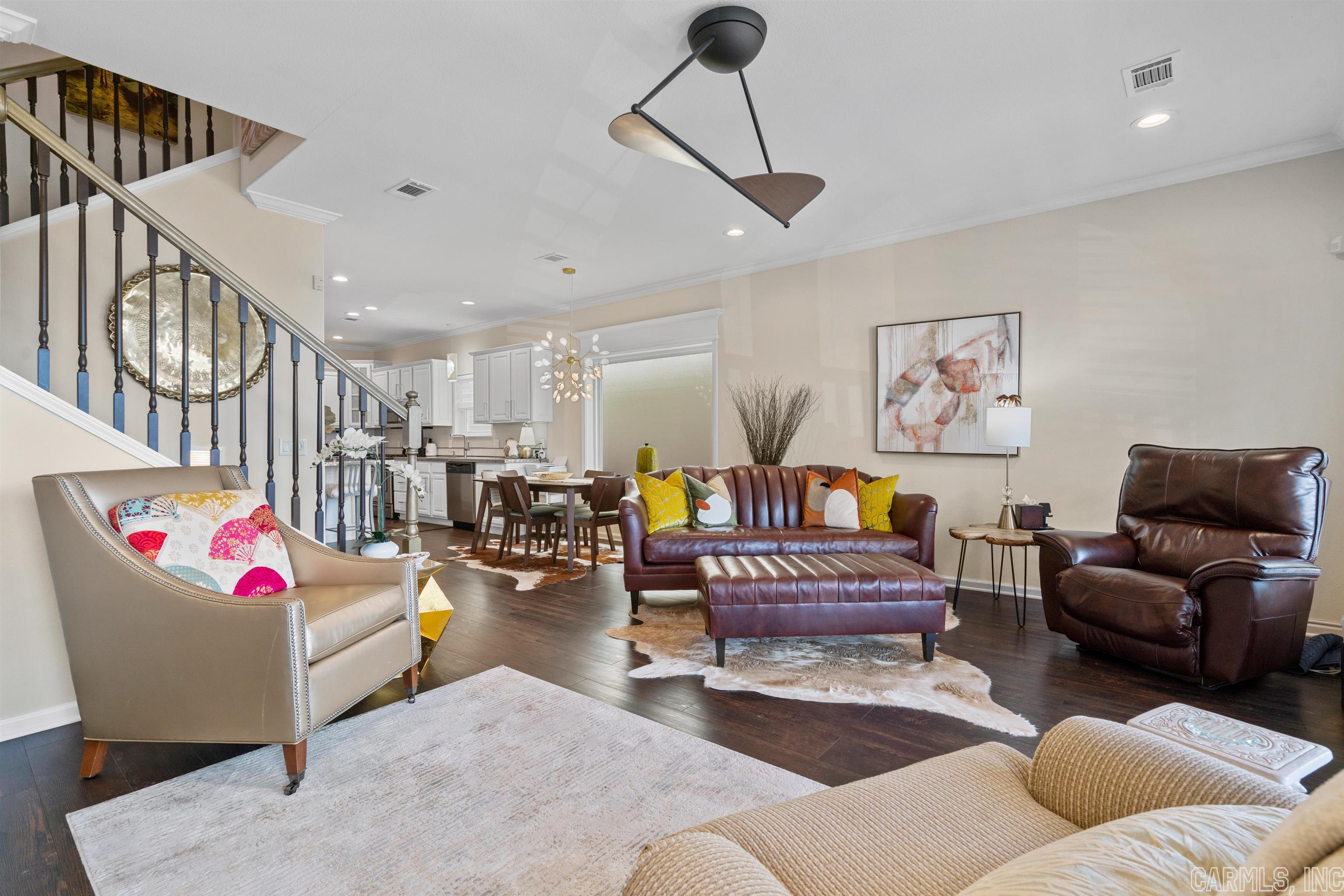 MAJESTIC LAKE VILLAGE TOWNHOMES - Residential