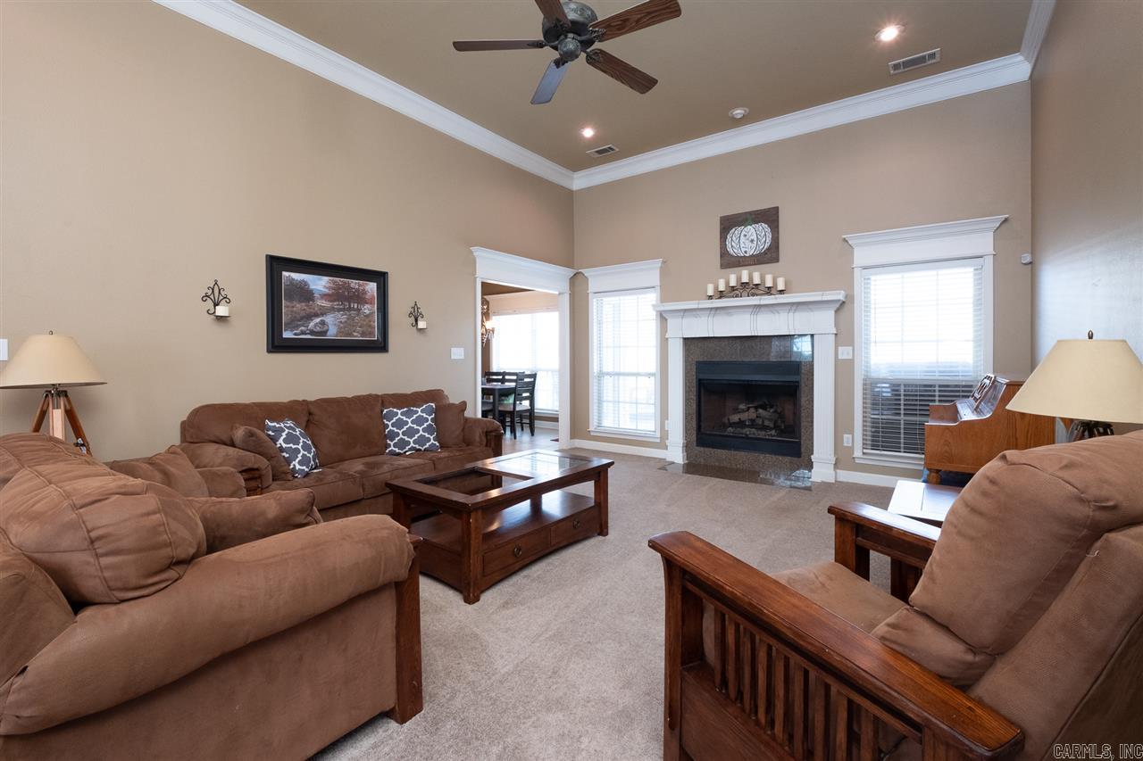HURRICANE MEADOWS - Residential