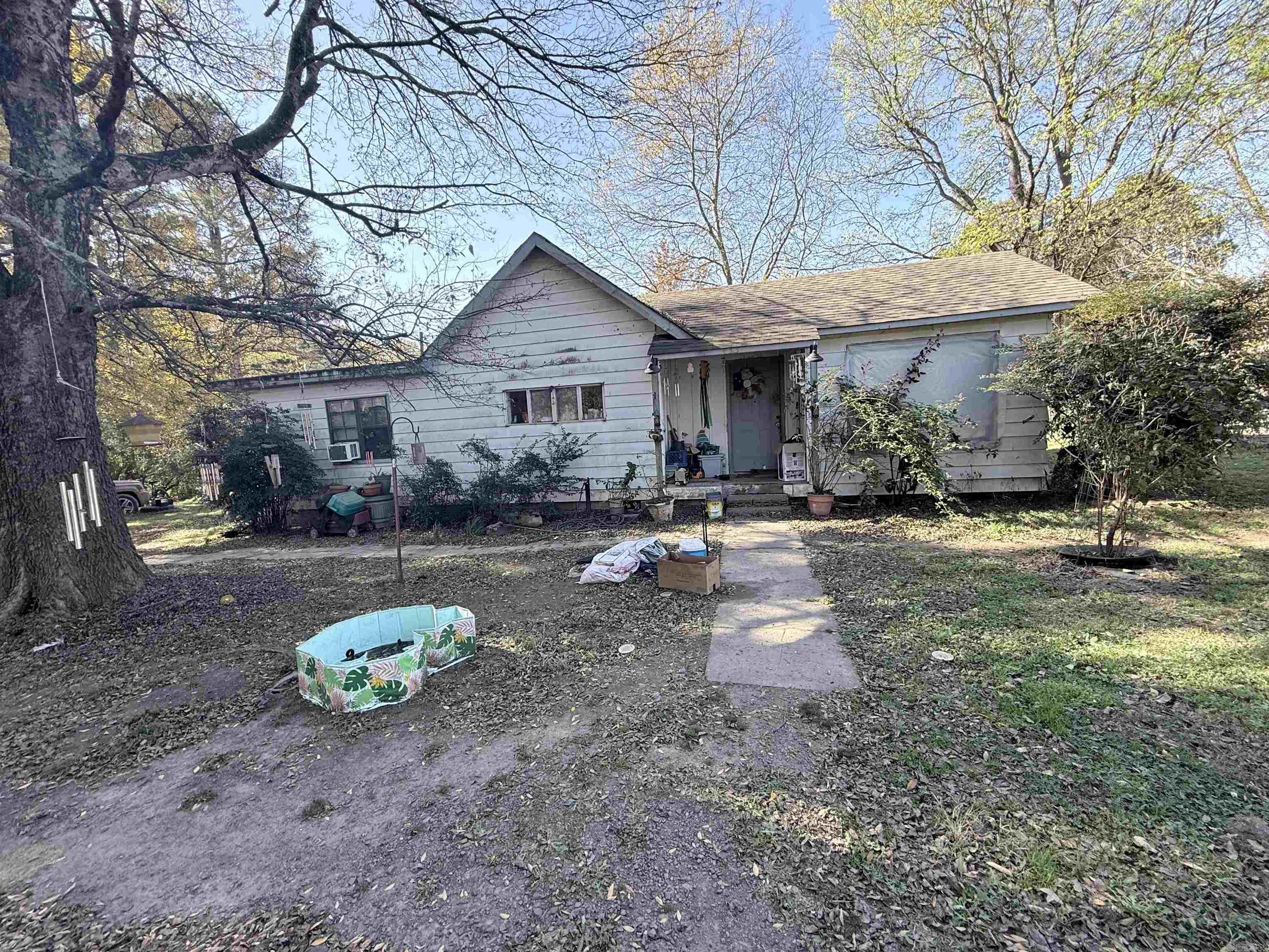 Single Family Rental Home. Occupied. Close to Everything.