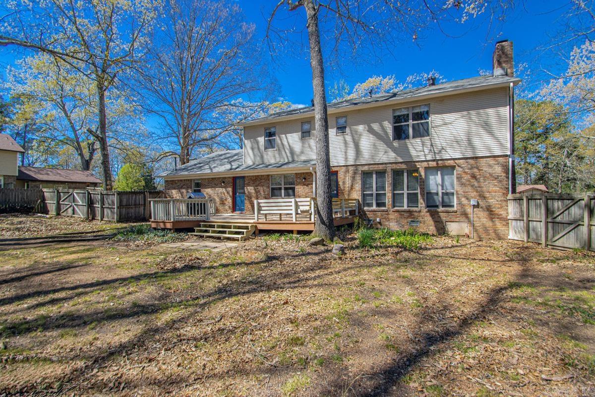 MAUMELLE CLUB MANOR TO CRYSTAL - Residential