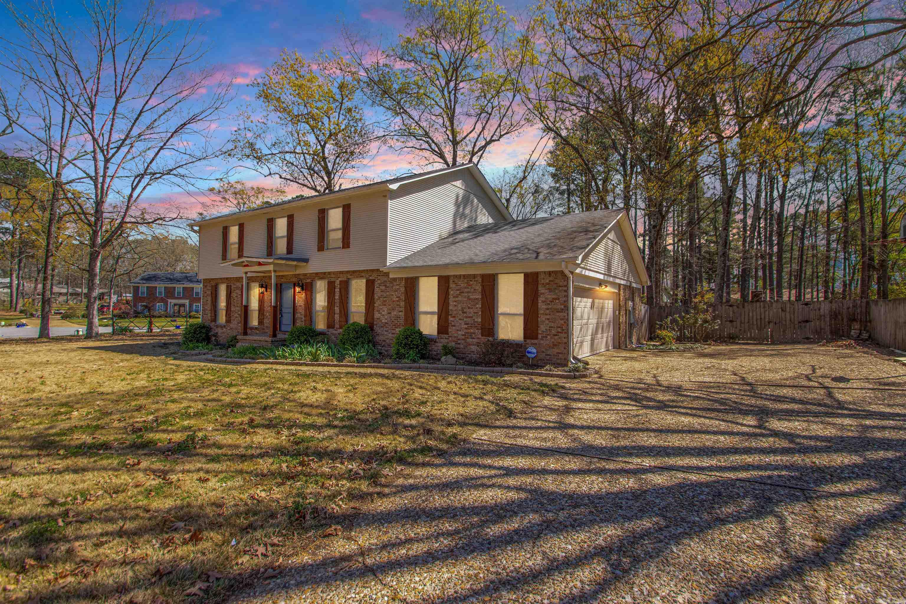 MAUMELLE CLUB MANOR TO CRYSTAL - Residential
