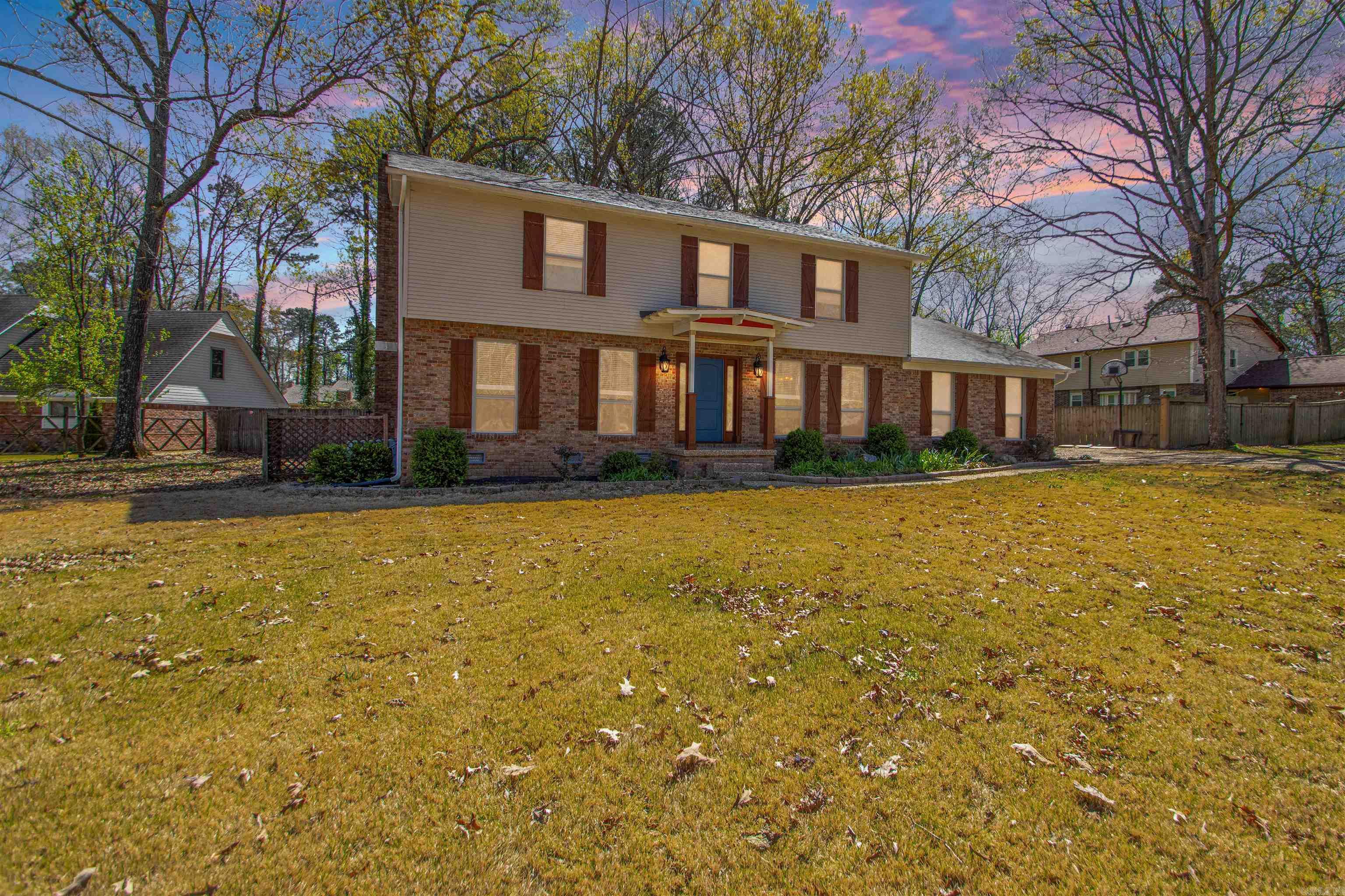 MAUMELLE CLUB MANOR TO CRYSTAL - Residential