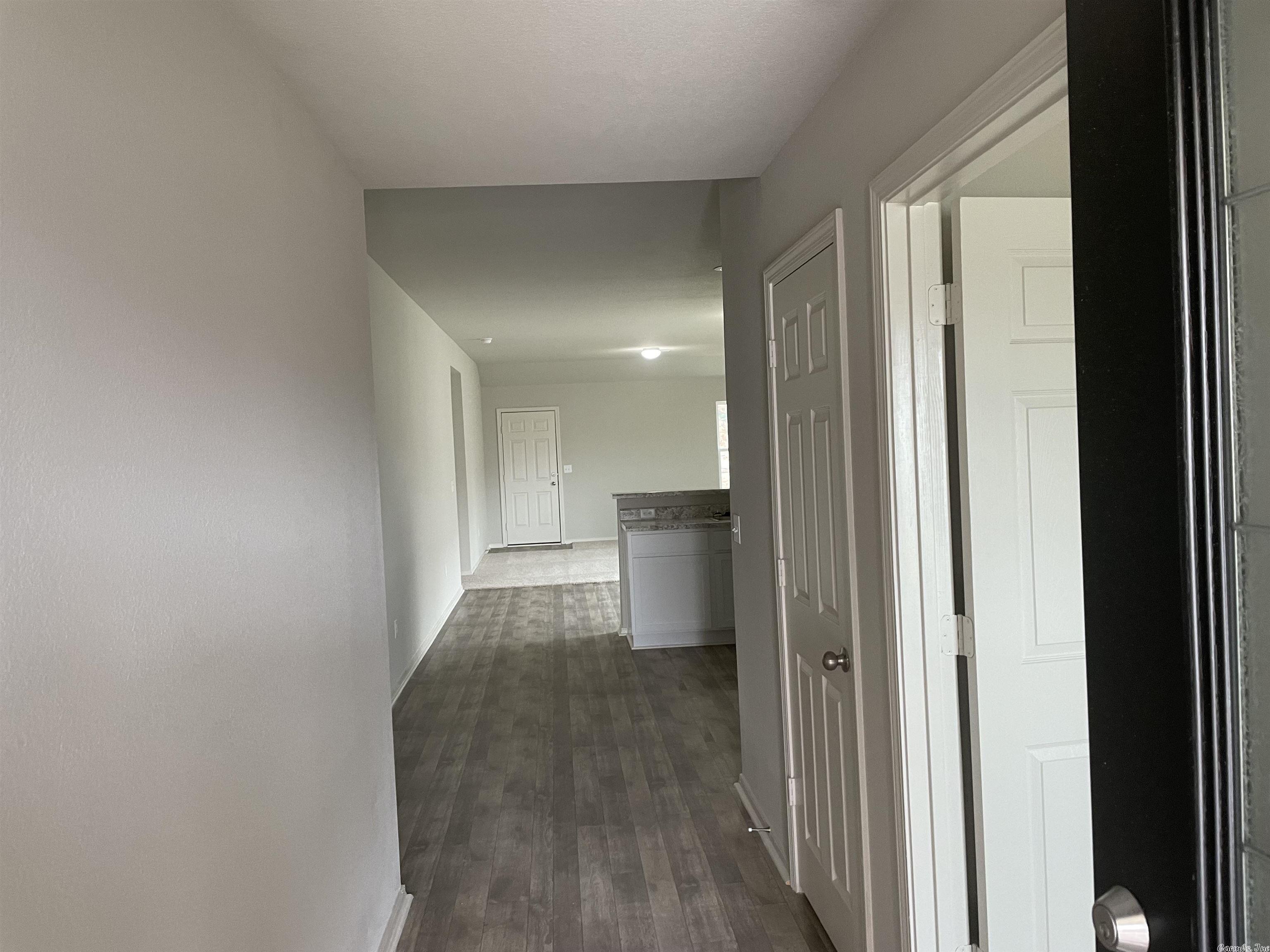 WHITE OAK CROSSING - Residential