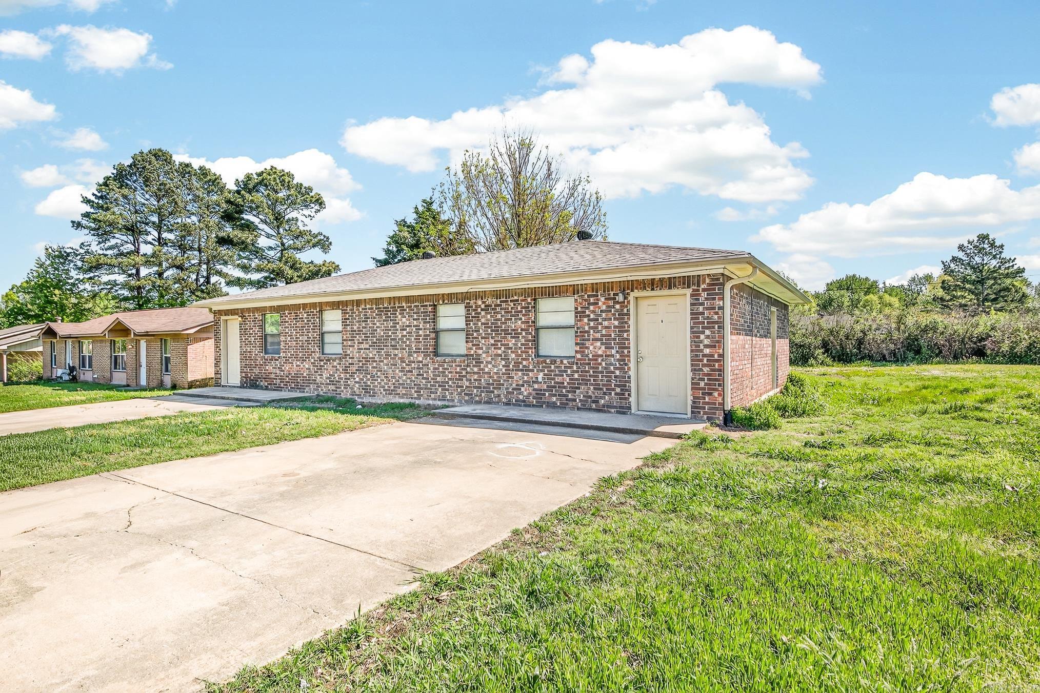 Newly renovated 2-bedroom, 1-bath duplex featuring new floors and paint throughout. Unit does not have a fenced backyard. NO SMOKING OR VAPING, NO PETS.  Application/background check/rental verification and security deposit required.