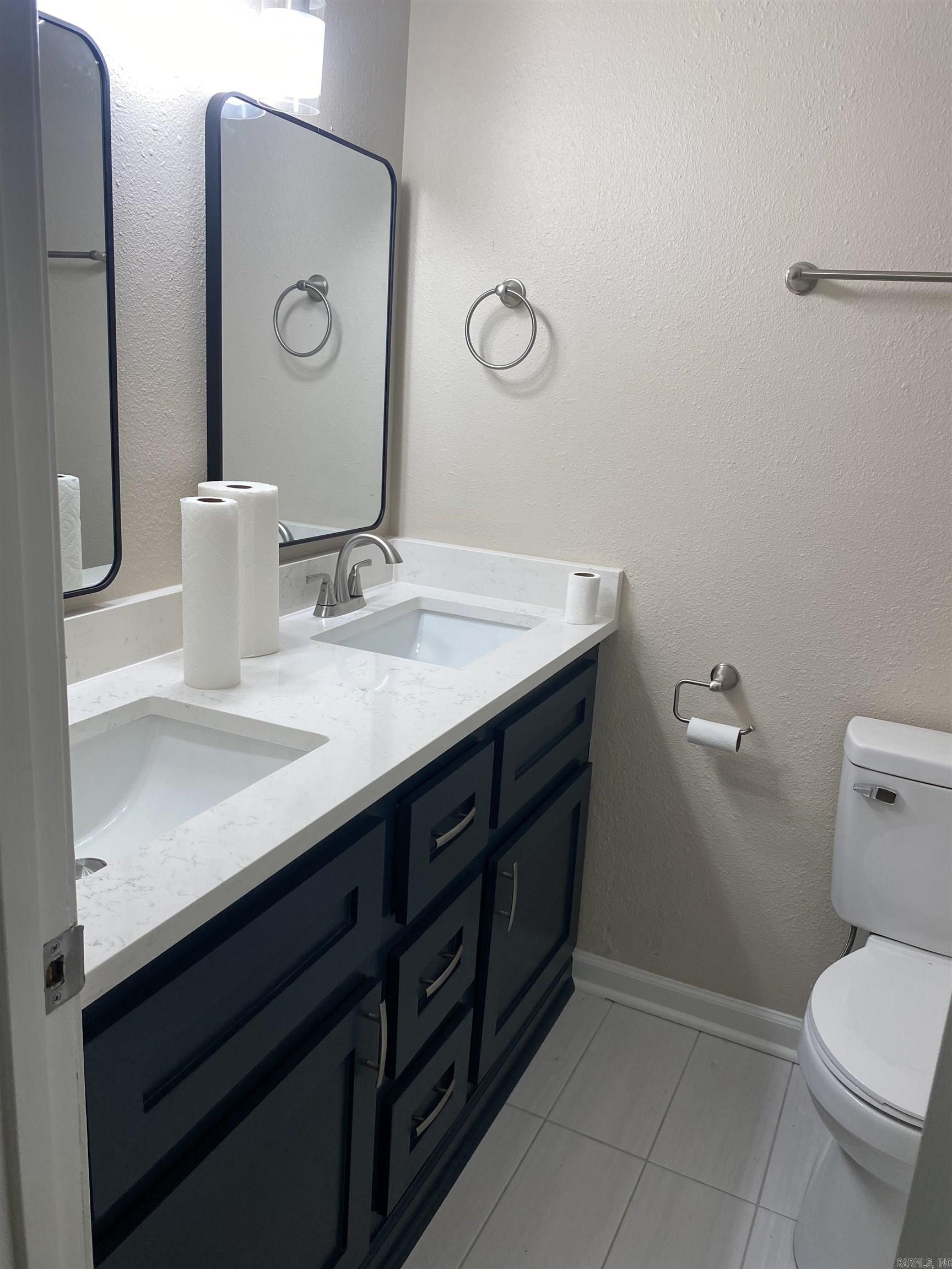 INDIAN HILLS EST - Residential