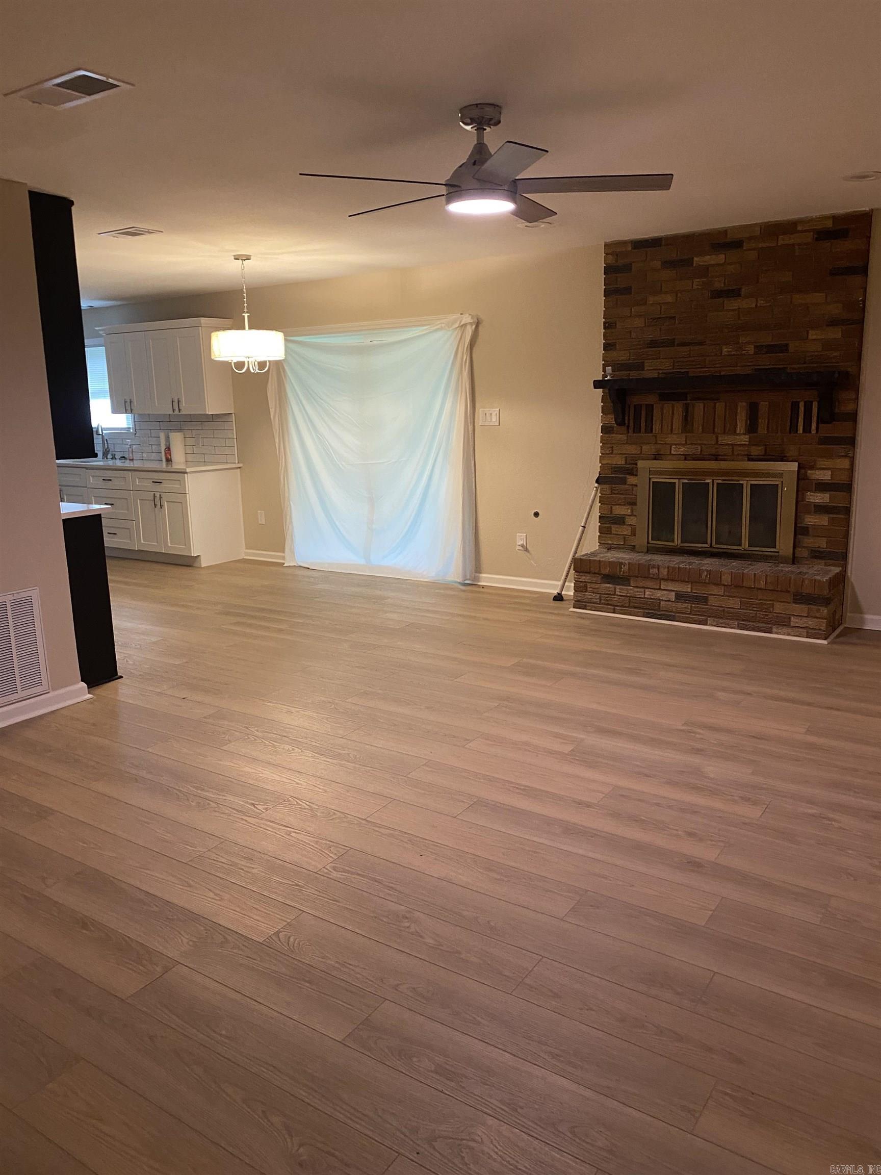 INDIAN HILLS EST - Residential