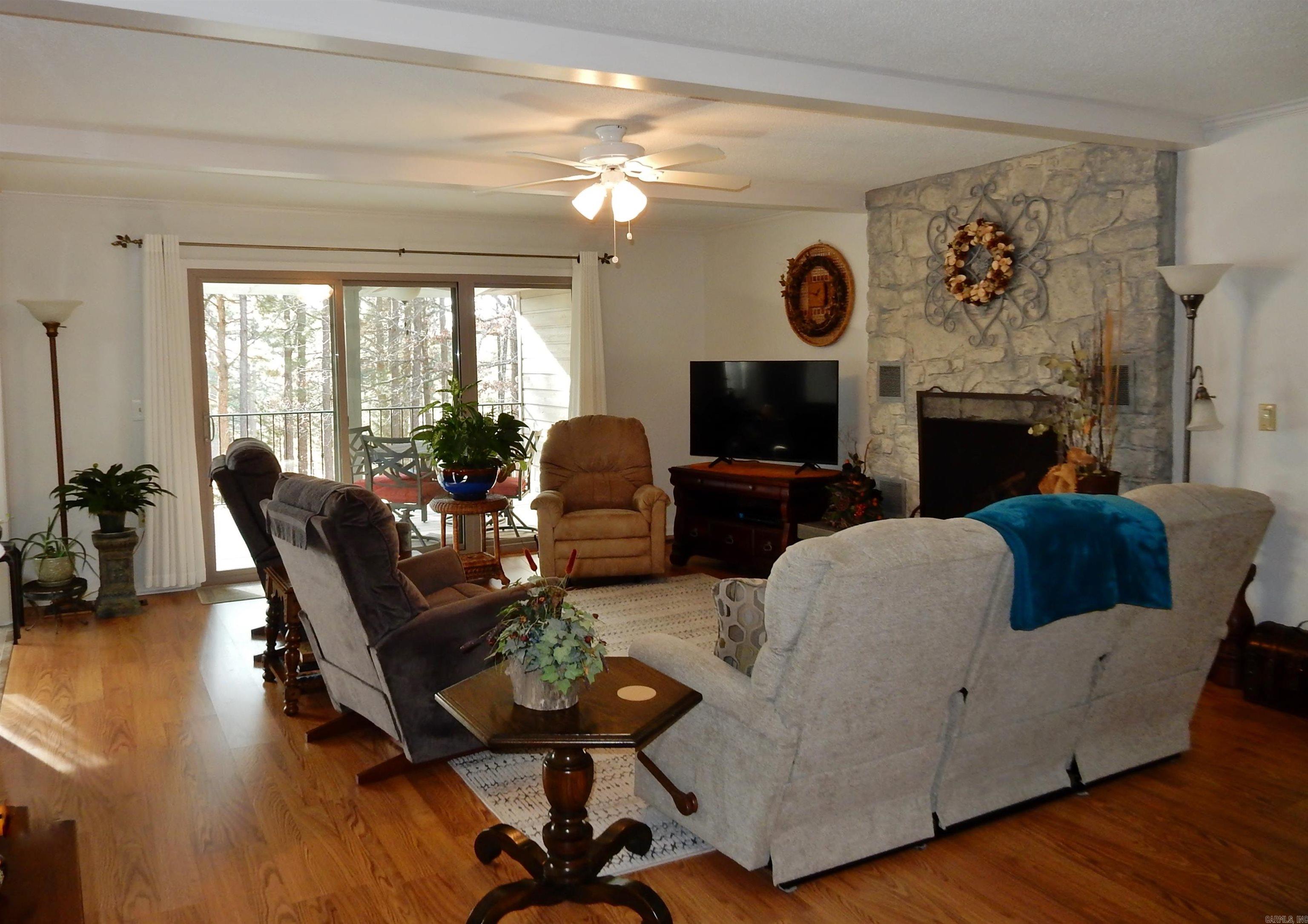 MOUNTAIN RANCH - Residential