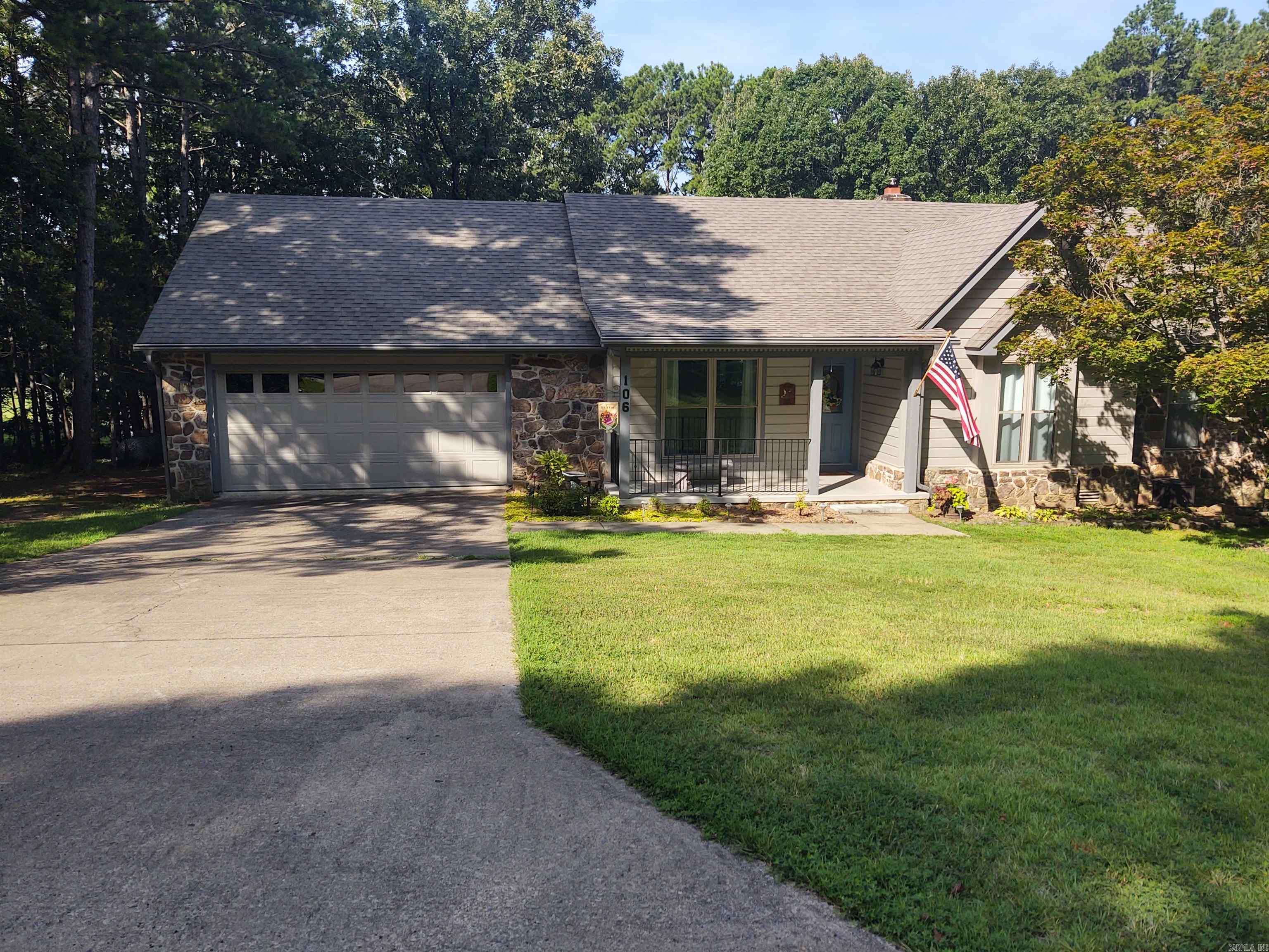 MOUNTAIN RANCH - Residential