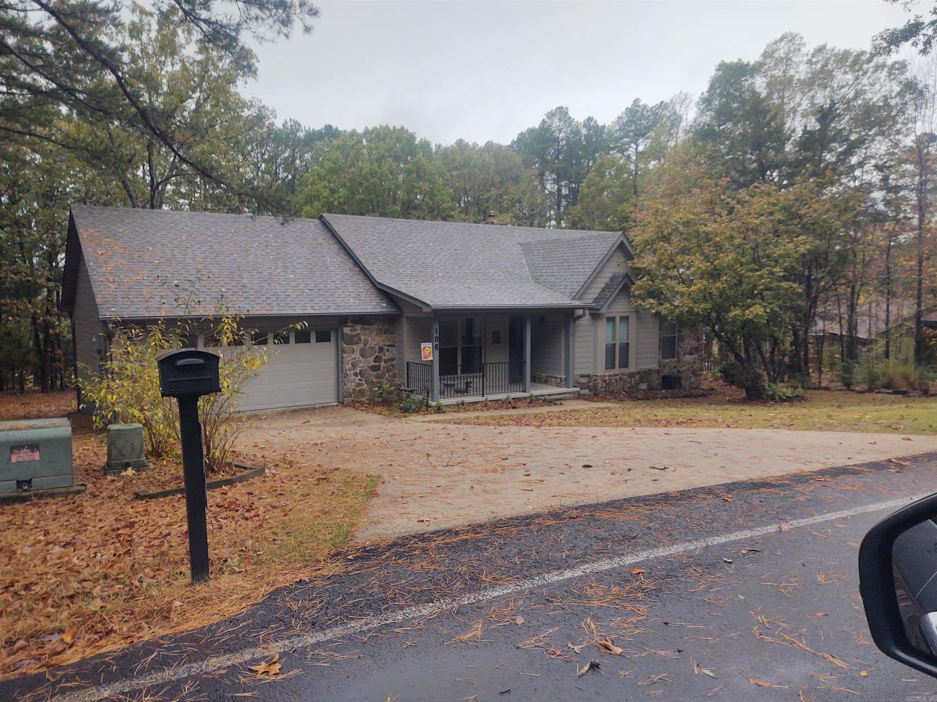 MOUNTAIN RANCH - Residential