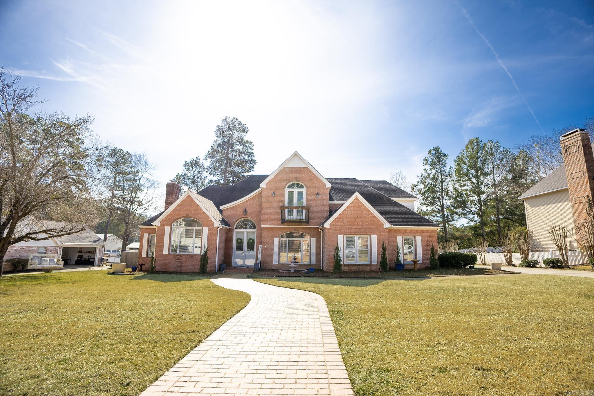 This home a located on a quite dead end street. Primary bedroom and bonus room both with full baths are located on the main level.